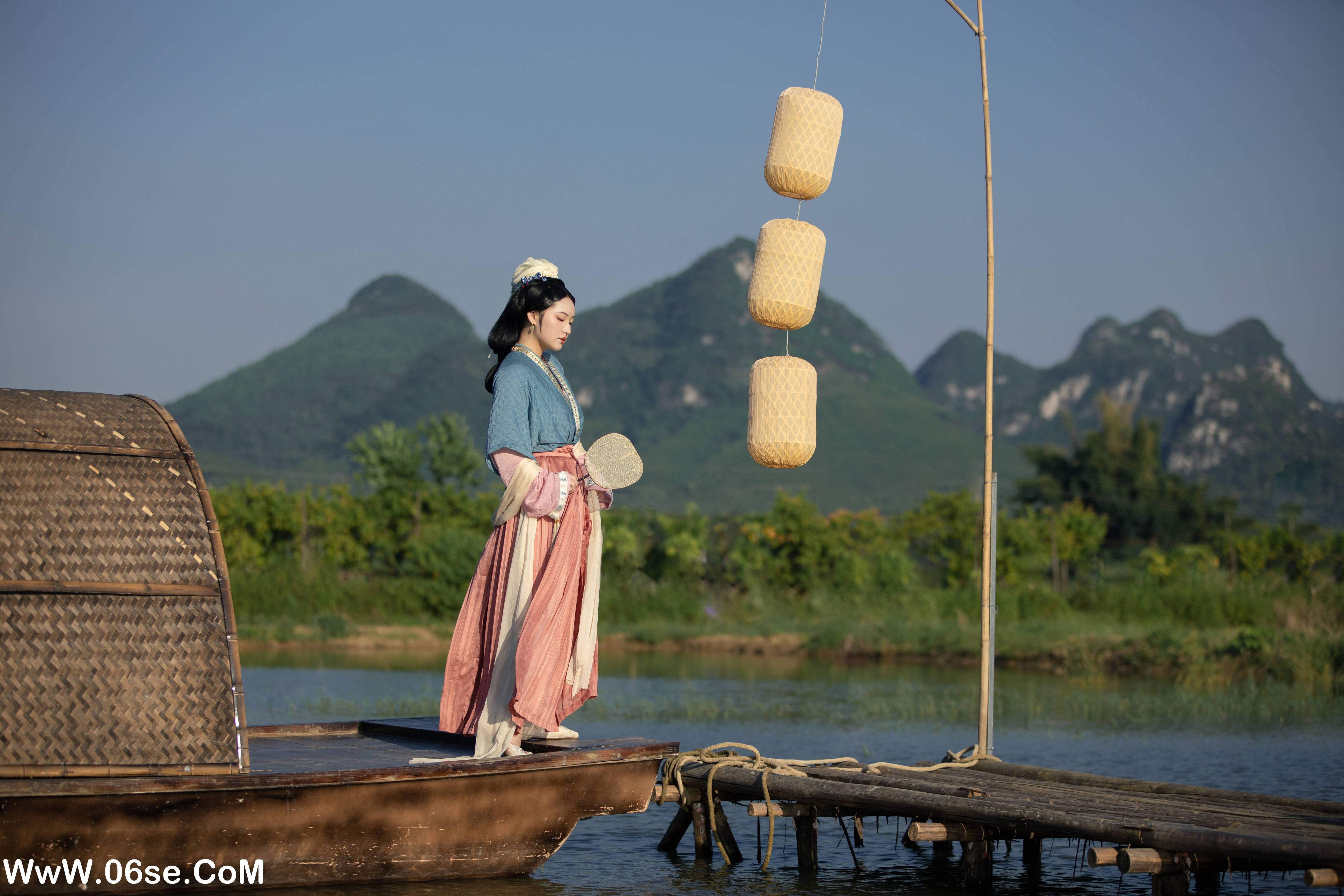 图片[24]-[YITUYU艺图语]2022.11.09 游湖 保卫萝卜的阿叽[35+1P／520MB]-六色网
