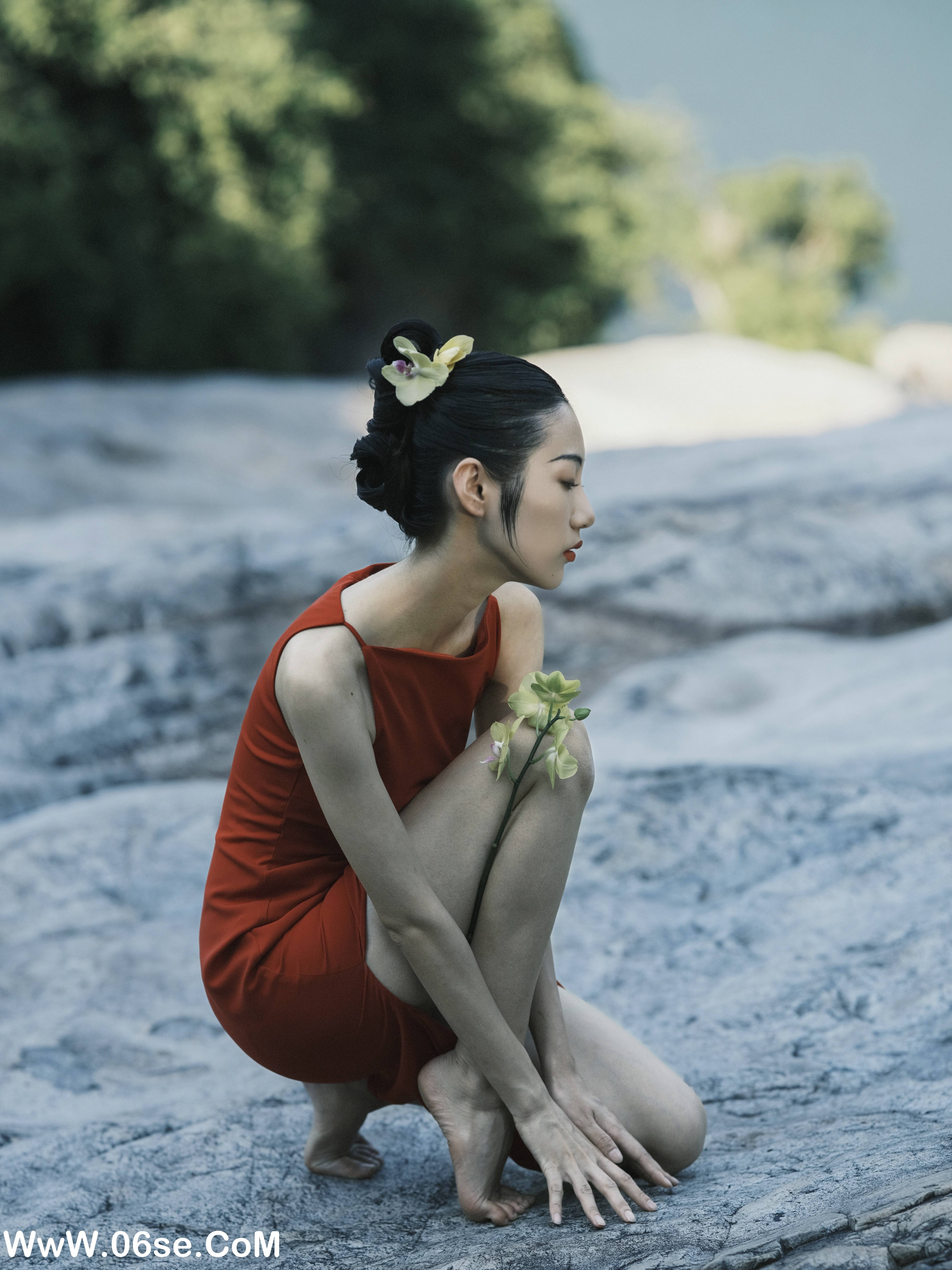 图片[21]-[YITUYU艺图语]2022.11.14 关于红 阿万[46+1P／469MB]-六色网