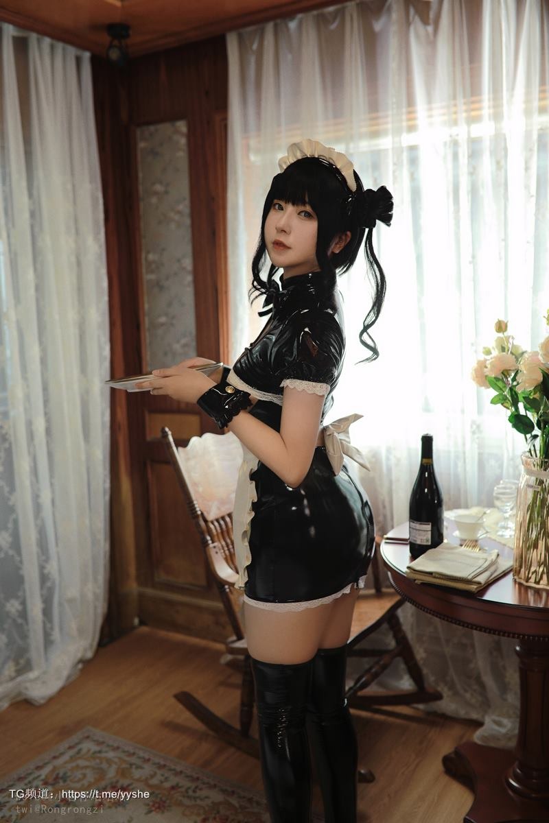 [Cos]小容仔咕咕咕 - 南半球女仆 [38P+1V] 23