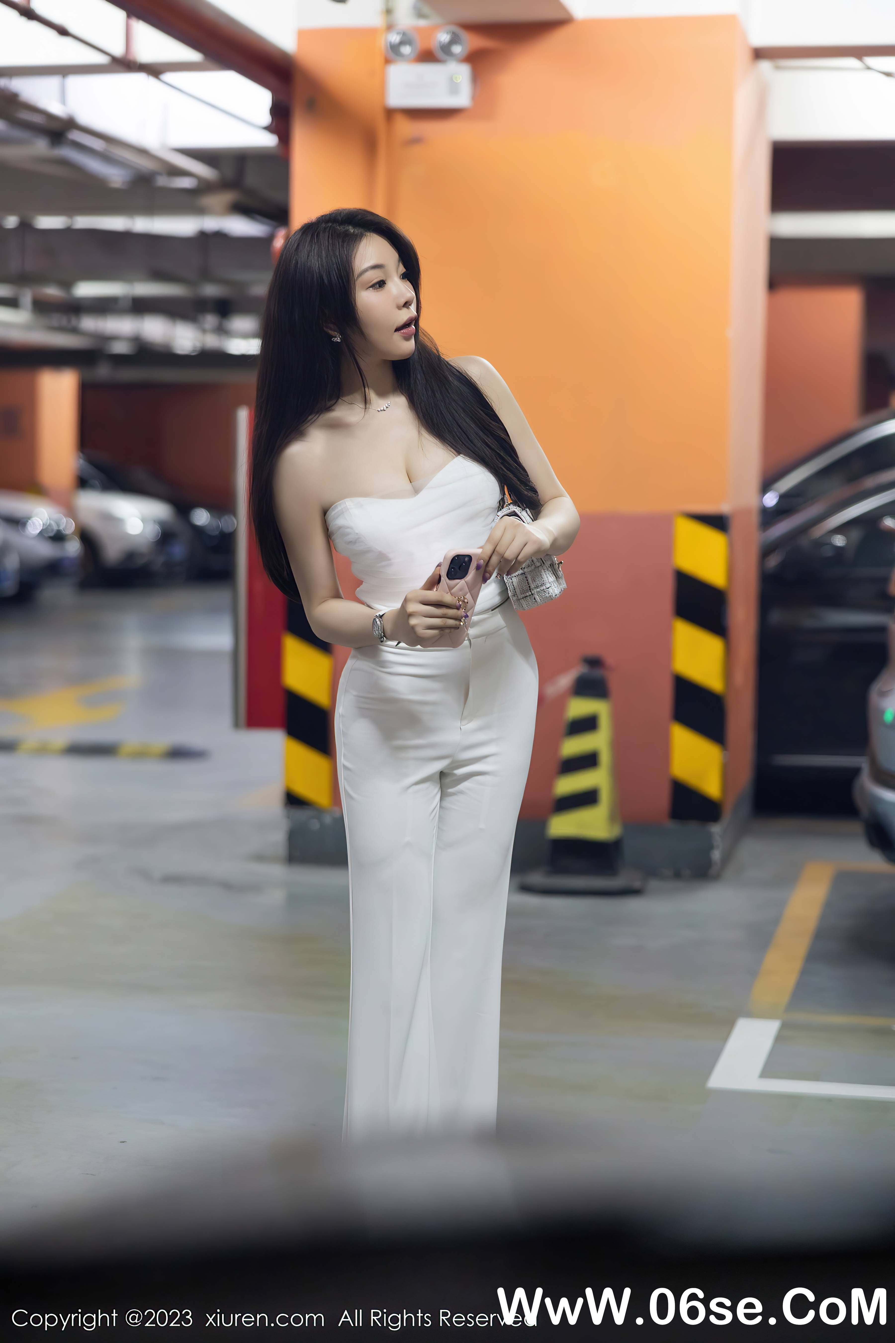 图片[17]-[XiuRen秀人网] 2023.04.24 NO.6628 徐莉芝Booty-六色网
