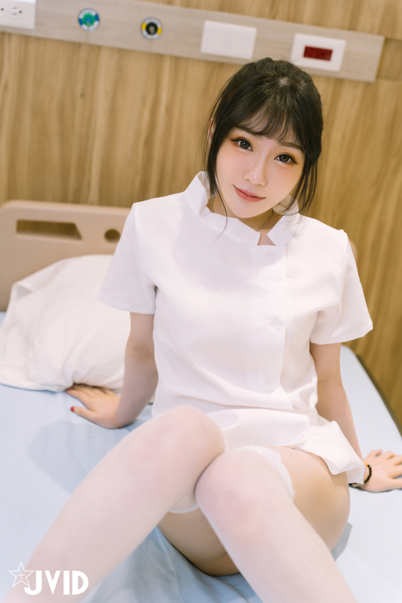 JVID精品 超頂超人氣SSS極品女神璃奈醬口交回春療法 1