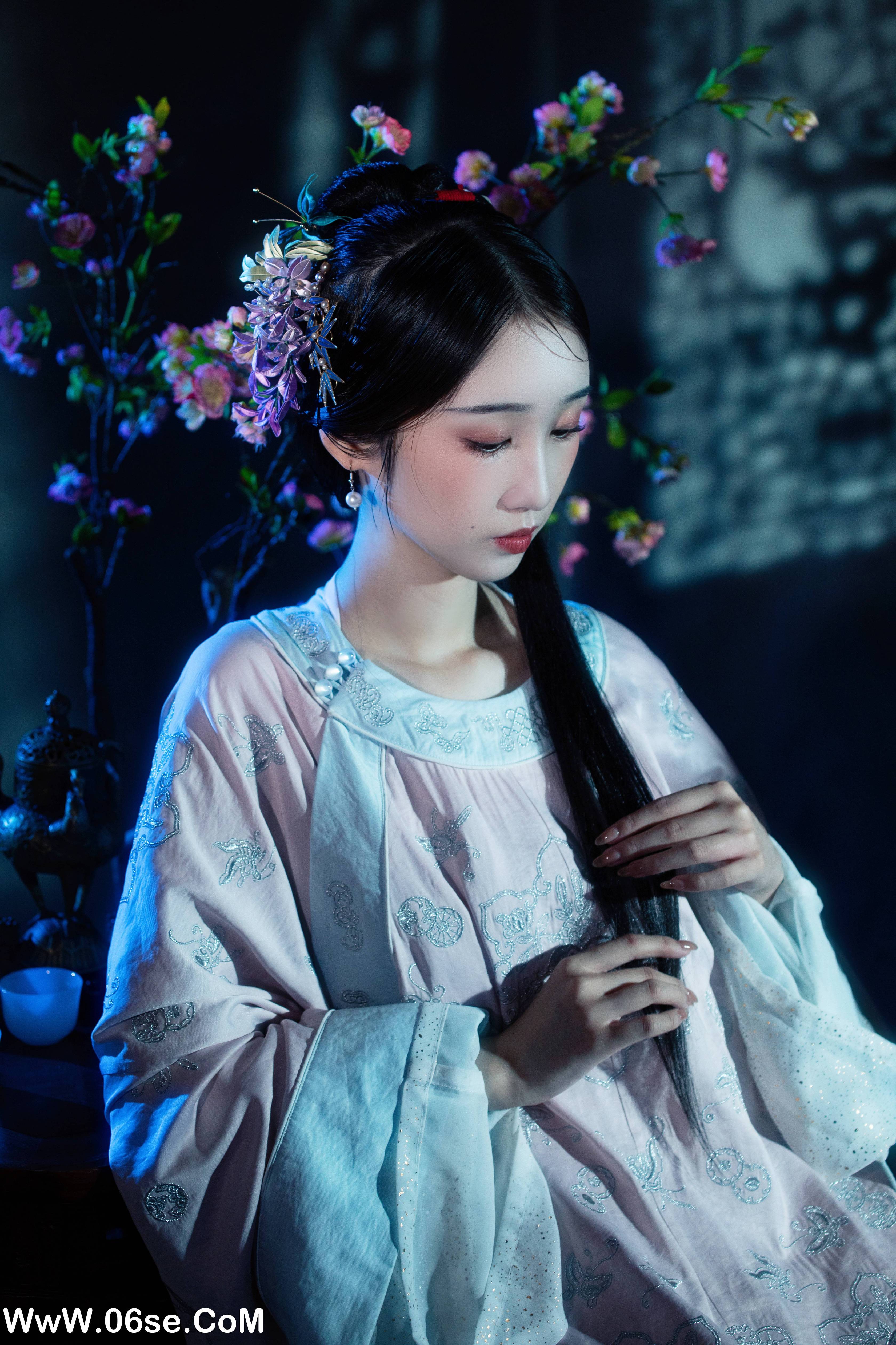 图片[15]-[YITUYU艺图语]2022.07.09 清平乐 君君[19+1P／267MB]-六色网
