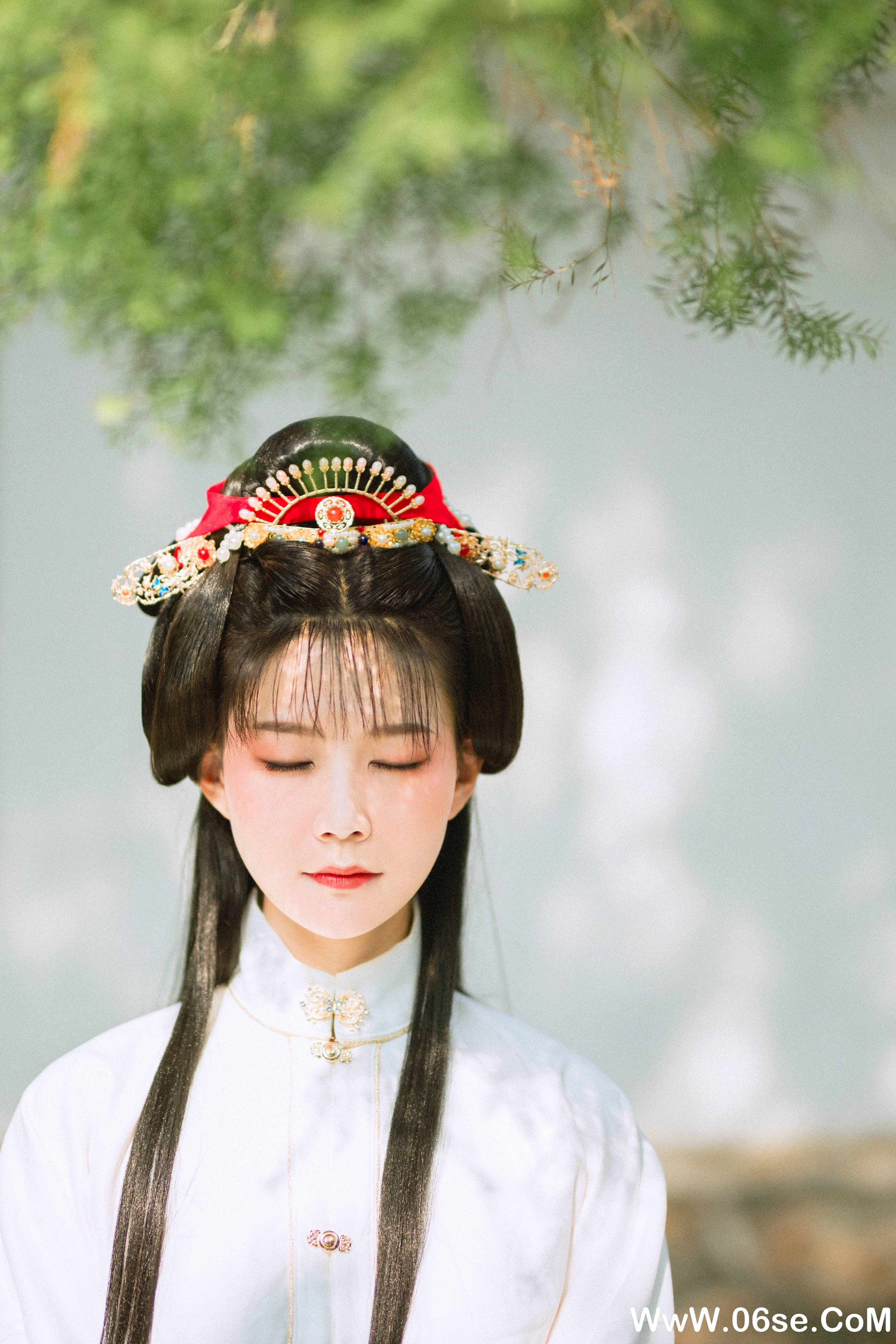 图片[8]-[YITUYU艺图语]2021.09.04 绿意 兔小白[25+1P／346MB]-六色网