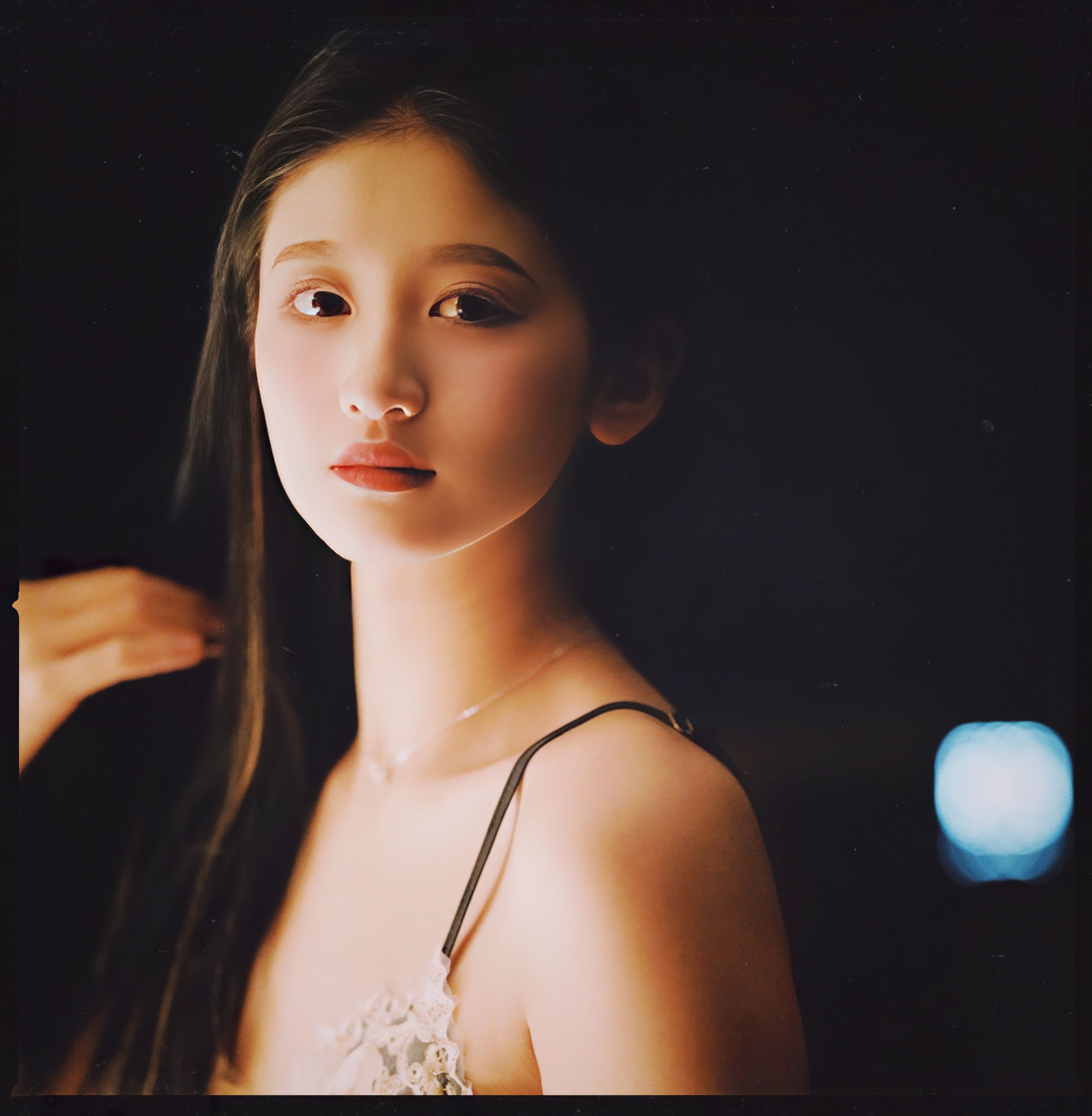 美女模特彤彤大尺度私房 10
