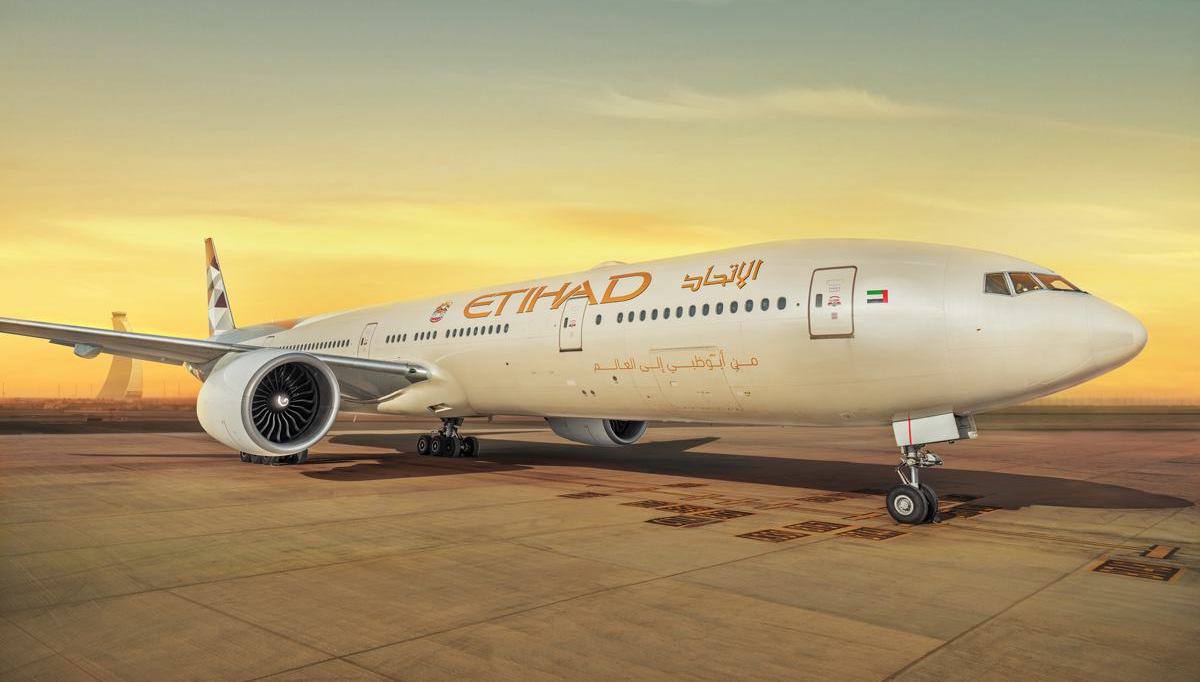 Etihad airways. Тони Дуглас Etihad Airways. Флот Этихад. Flydubai Boeing 777. Etihad 777-300er retired.