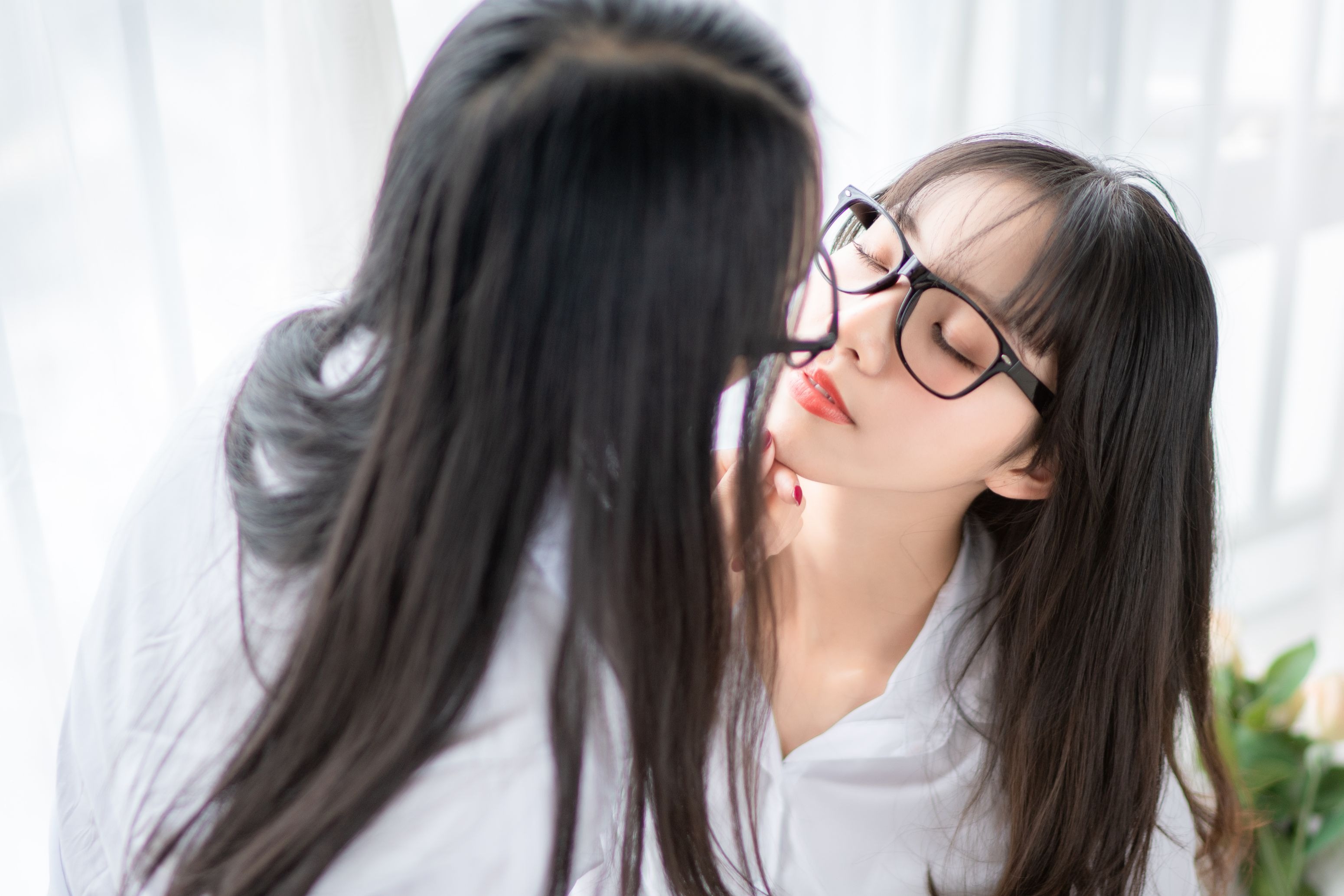 西呱呀呀呀黑丝双人[89p+805mb] 17