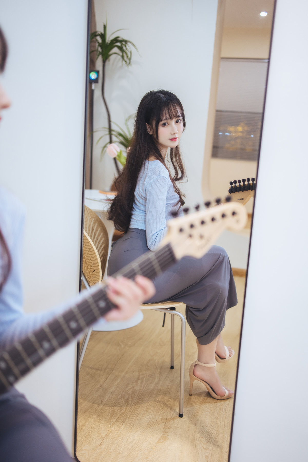 Cosplay 羽生三未 吉他妹妹 2