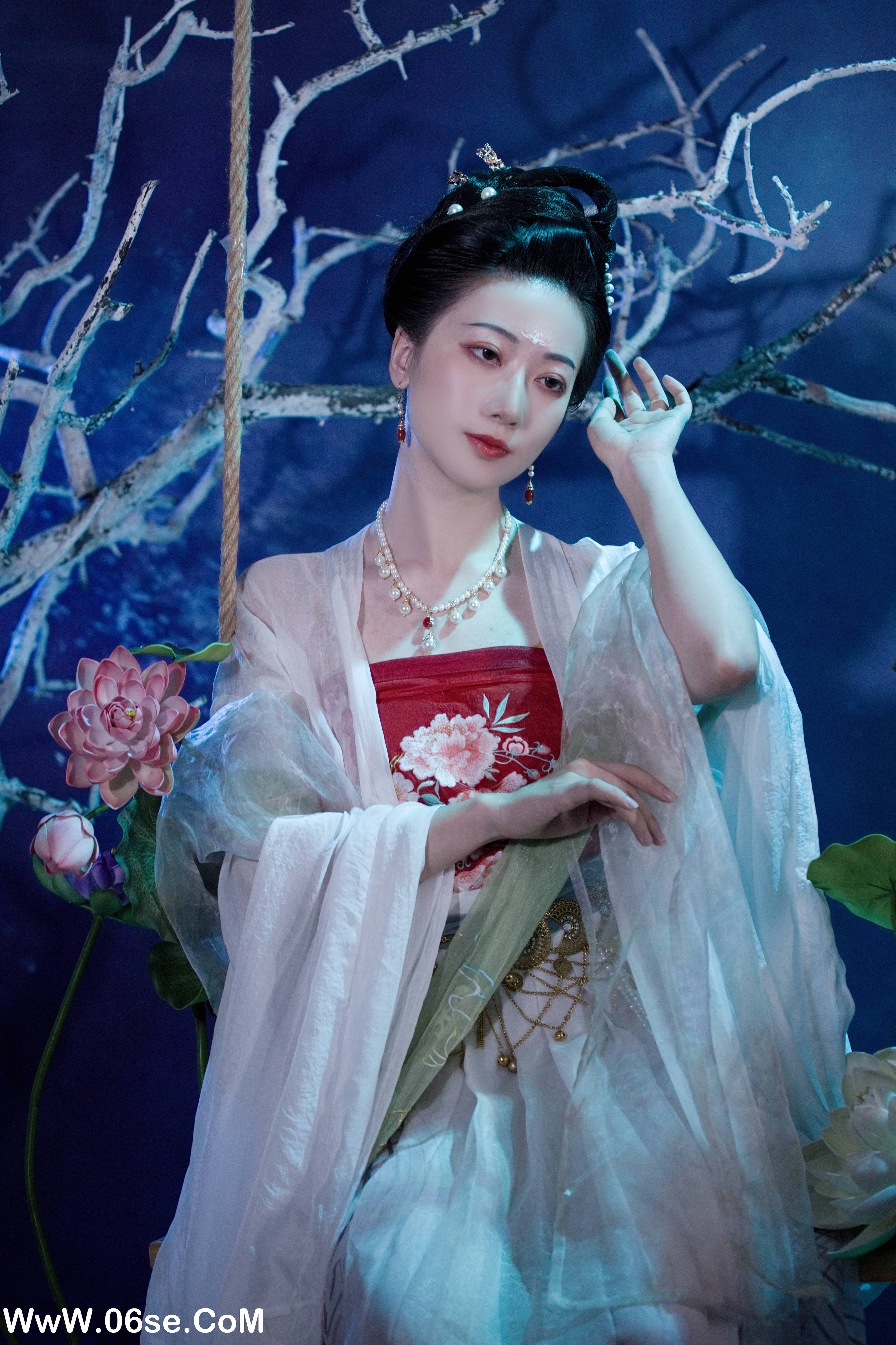 图片[29]-[YITUYU艺图语]2022.08.26 嫦娥 犬壹-[32+1P／749MB]-六色网