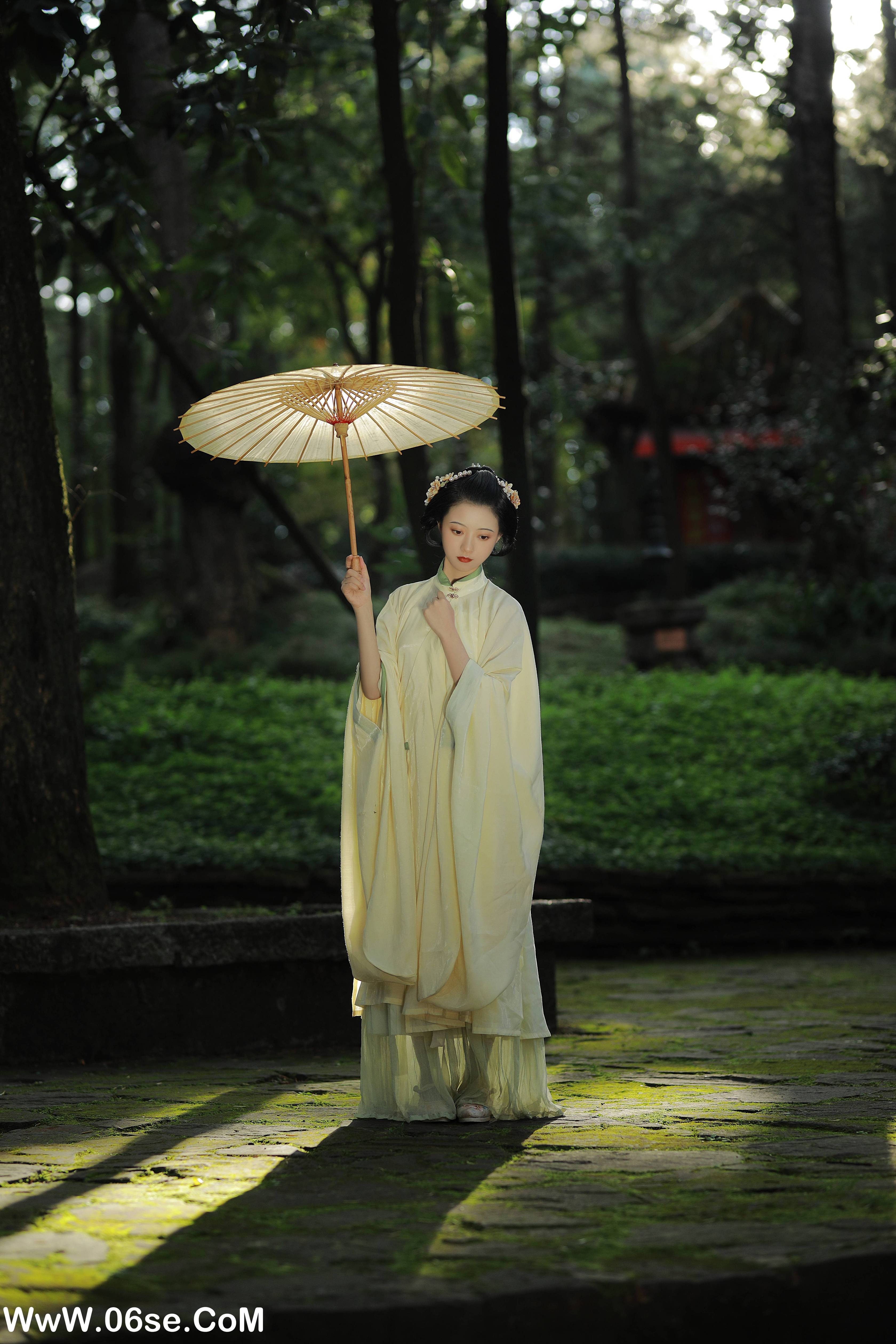 图片[36]-[YITUYU艺图语]2022.11.30 淡淡春山 YunFleur[39+1P／747MB]-六色网