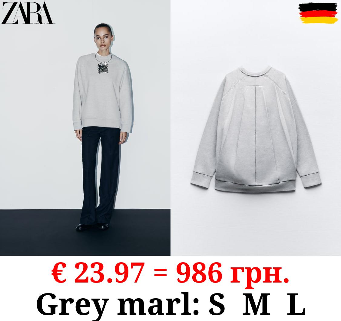 SWEATSHIRT WITH PLEATED BACK