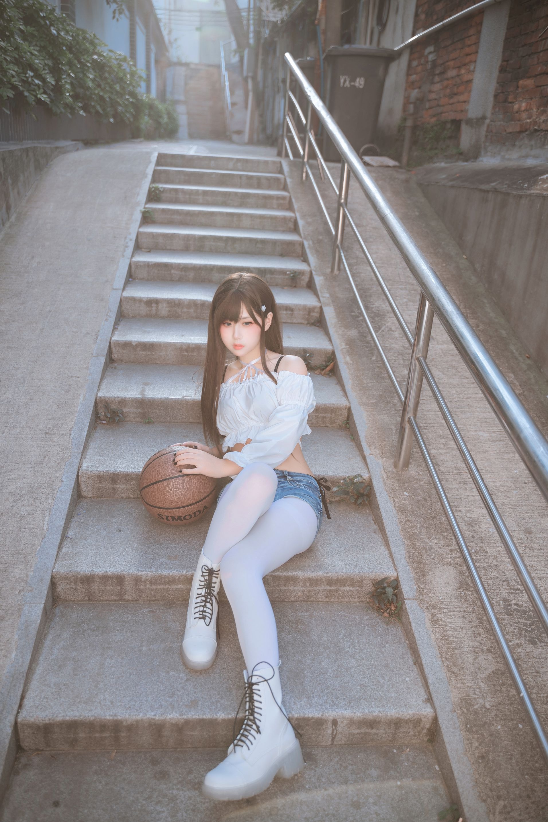 萌芽儿o0 - NO.18 邻家小恶魔 [47P1V-426MB] 12