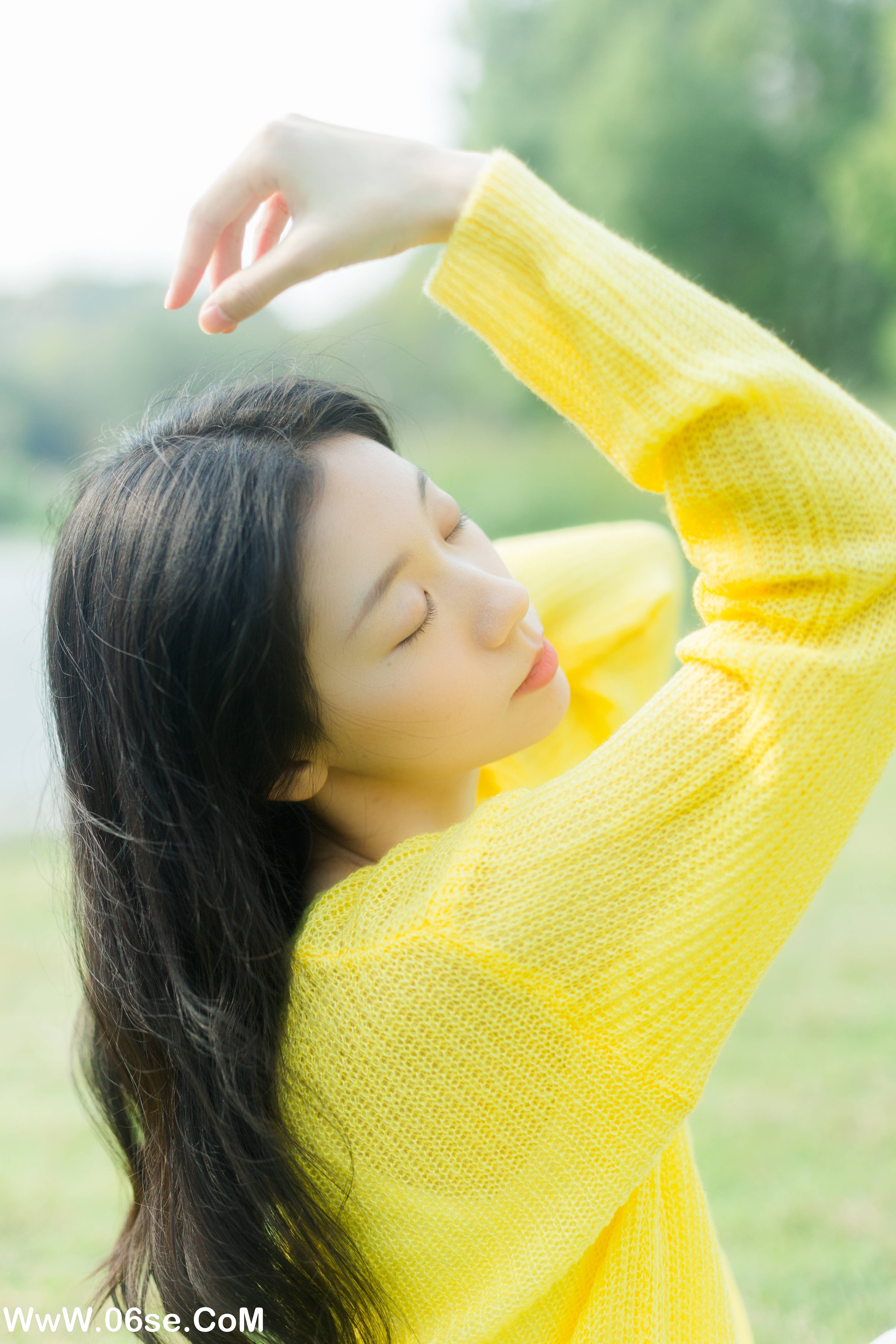 图片[25]-[YITUYU艺图语]2022.11.26 秋风轻轻 饲猫少女-[37+1P／342MB]-六色网