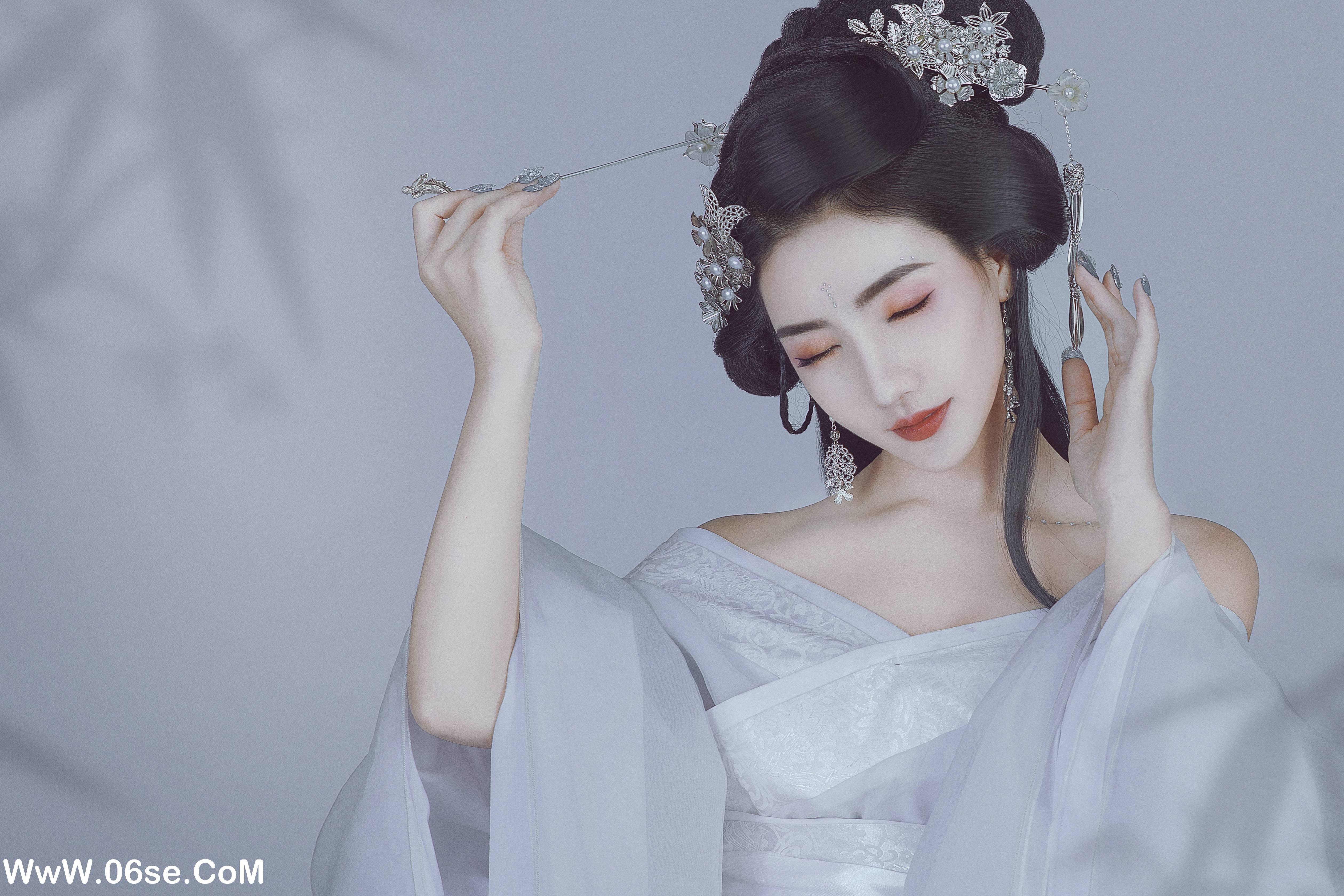 图片[8]-[YITUYU艺图语]2022.01.06 清月盈 唯宝[21+1P／304MB]-六色网