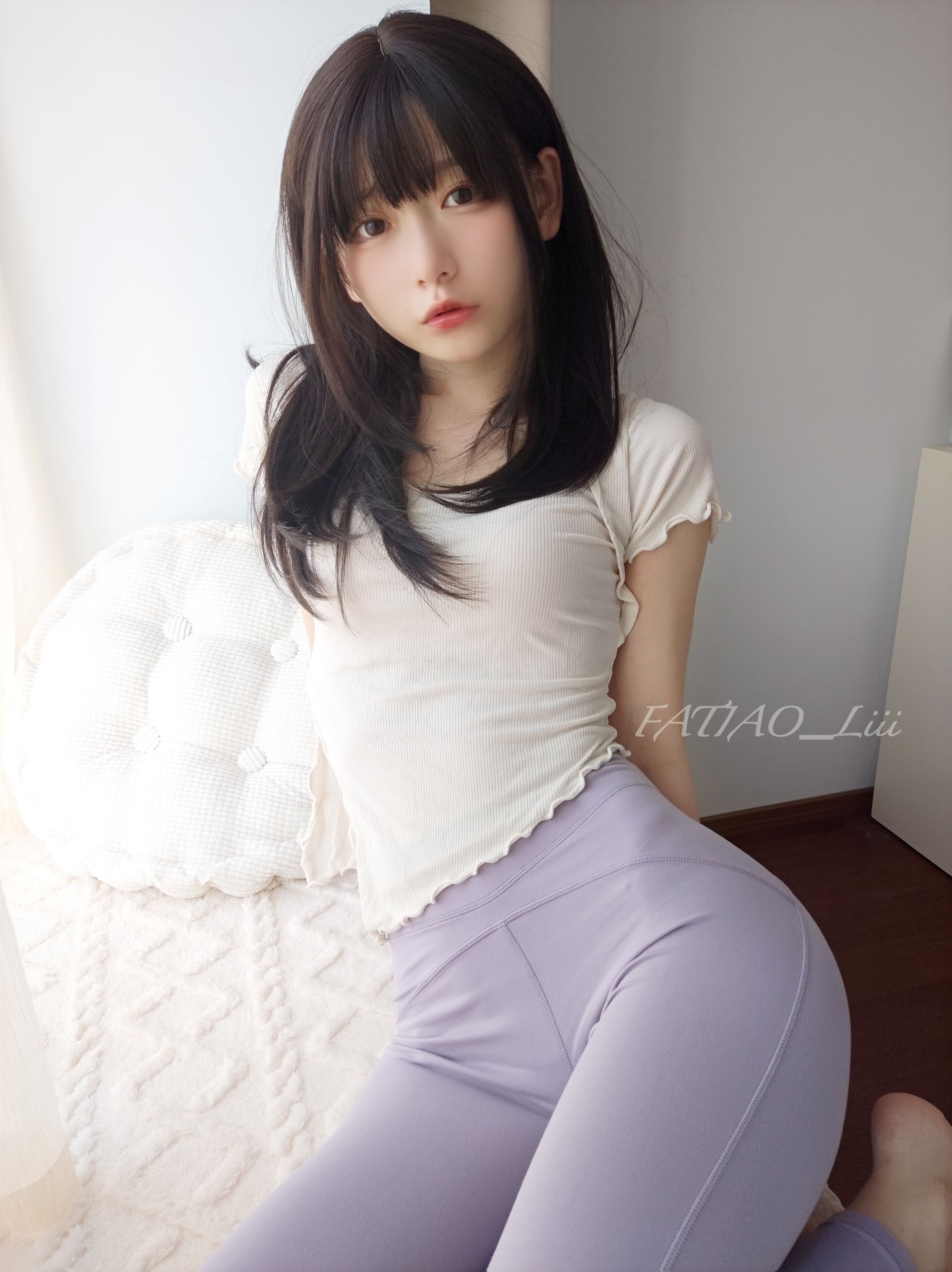 脱いで見せてあげましょうか[25P+1V] 2