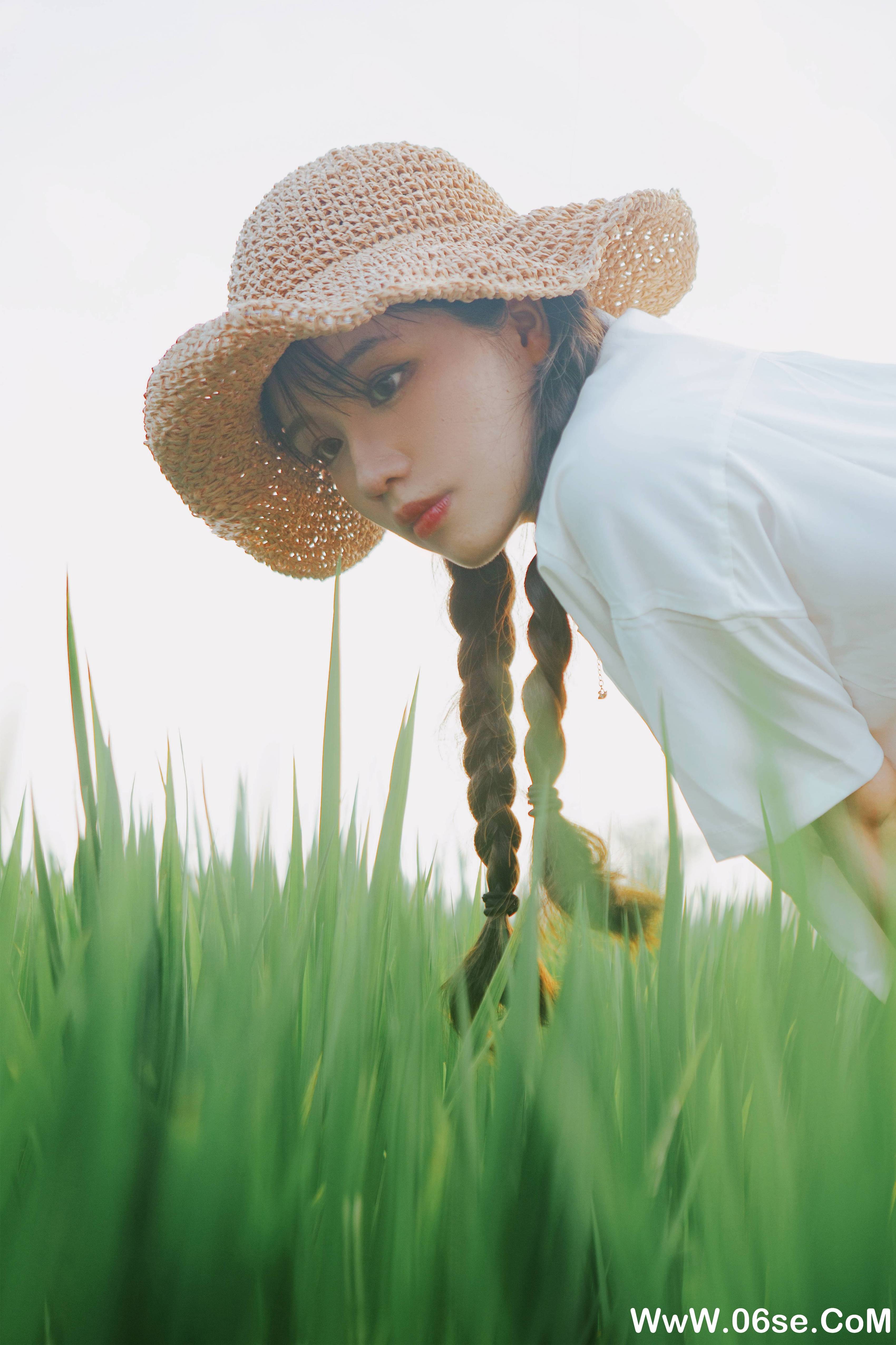 图片[18]-[YITUYU艺图语]2021.06.28 小森林.秋夏 小花花花花圈[27+1P／313MB]-六色网