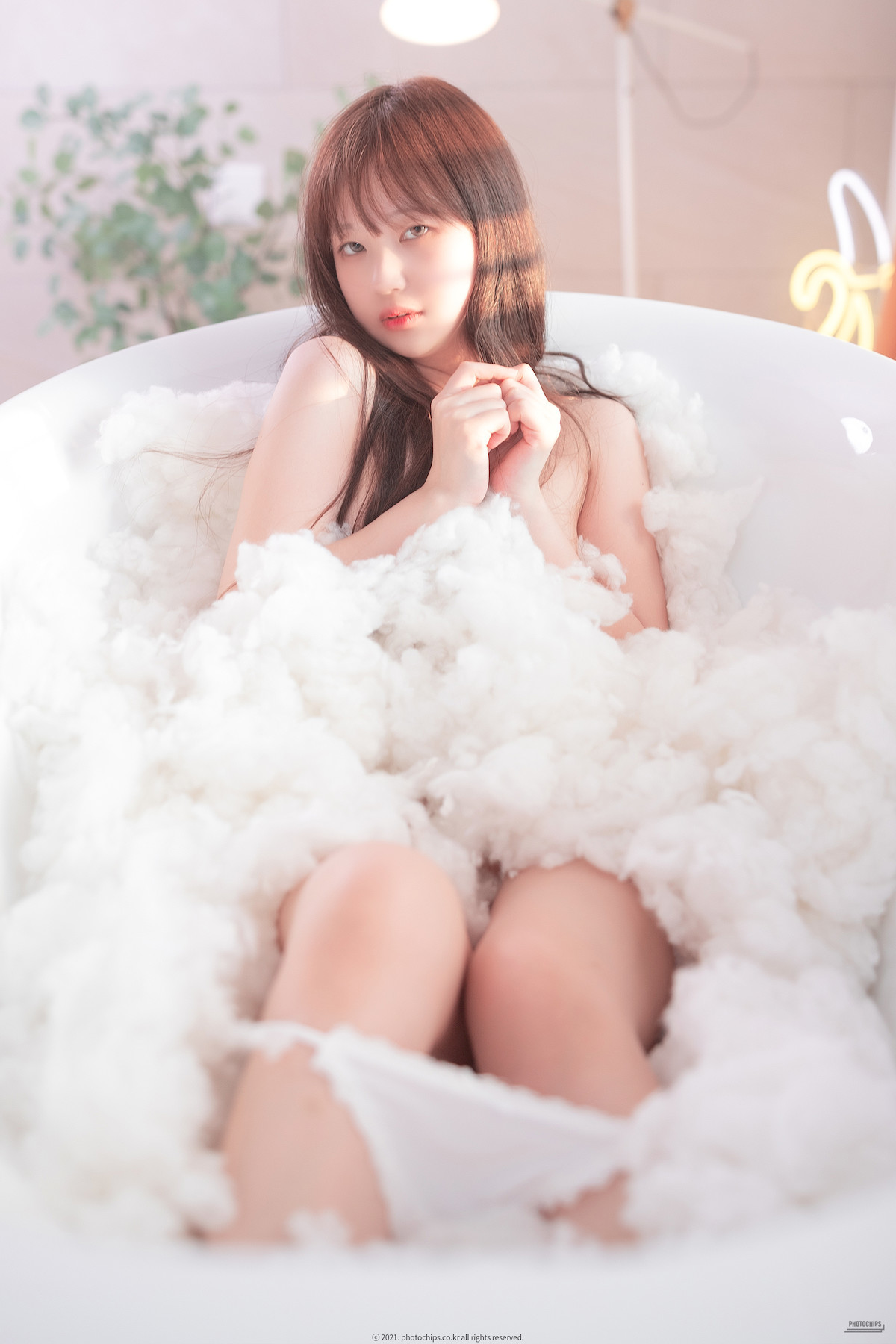 Sia 시아, [Photochips] Vol.111 Photobook Set.01 24
