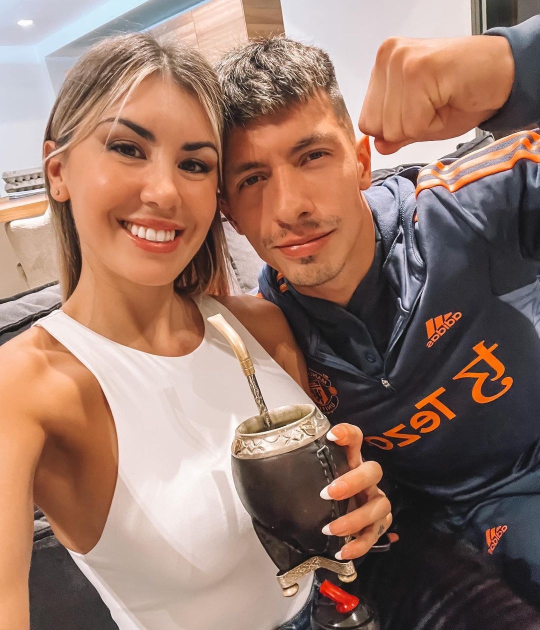 Горячая девушка Лисандро Мартинеса – Telegraph