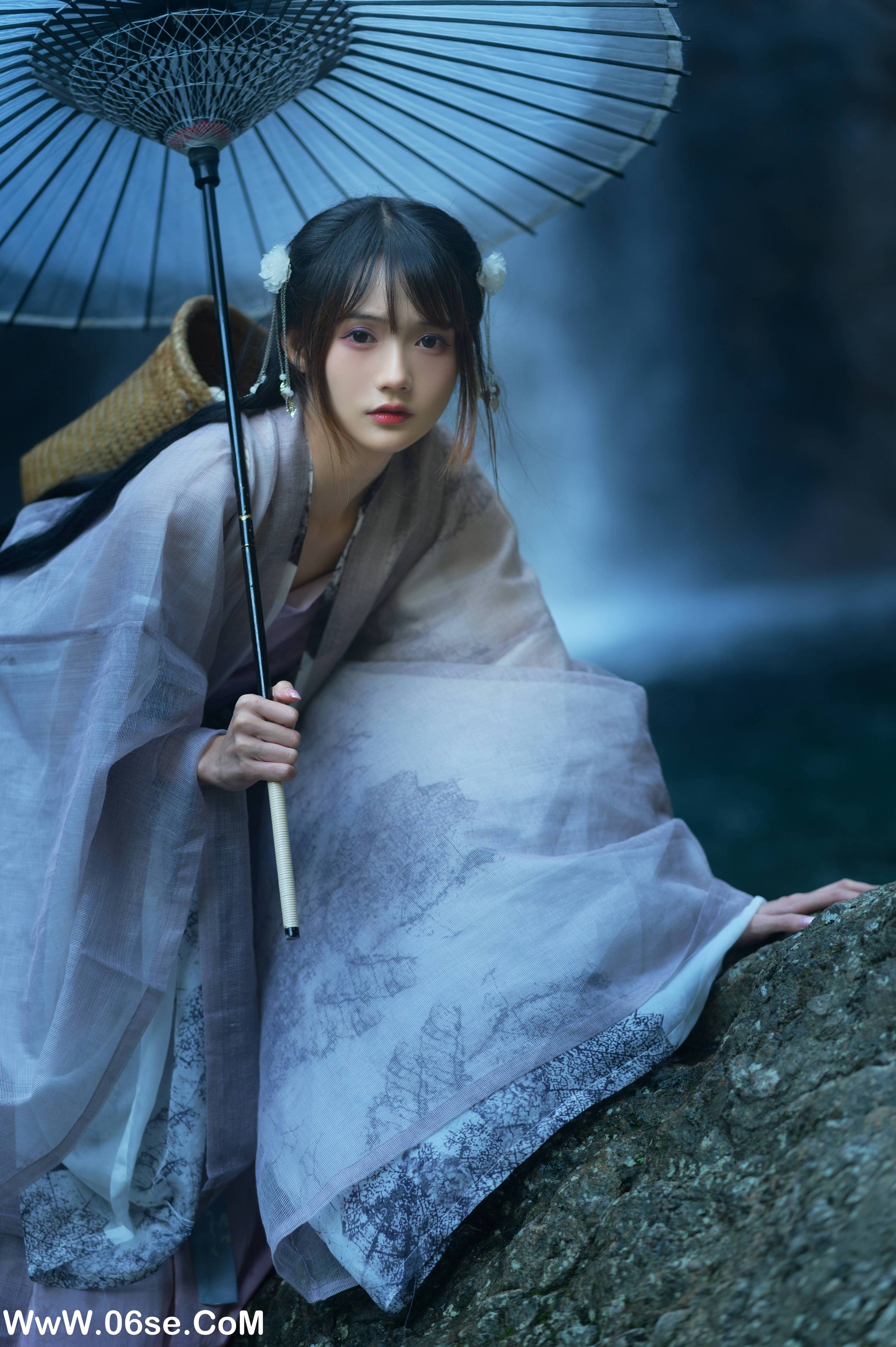 图片[18]-[YITUYU艺图语]2022.07.12 寻蝶梦 兔子Zzz不吃胡萝卜[35+1P／399MB]-六色网