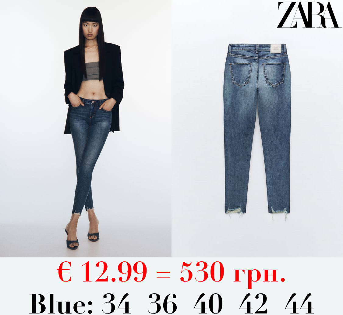 Z1975 SKINNY MID-RISE RIPPED HEM JEANS