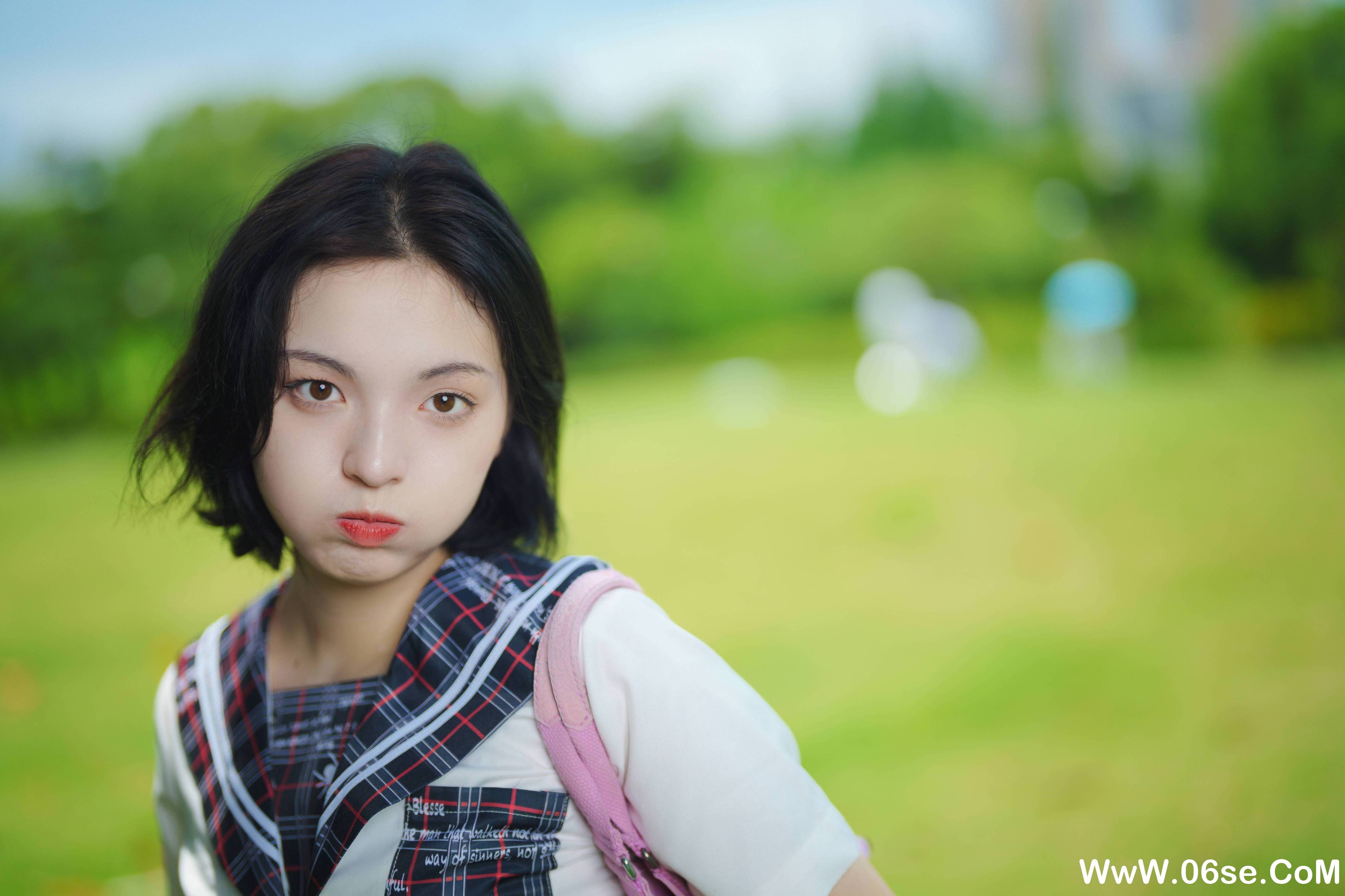 图片[41]-[YITUYU艺图语]2021.11.12 花田里的JK少女 dudu[50+1P／0.98GB]-六色网