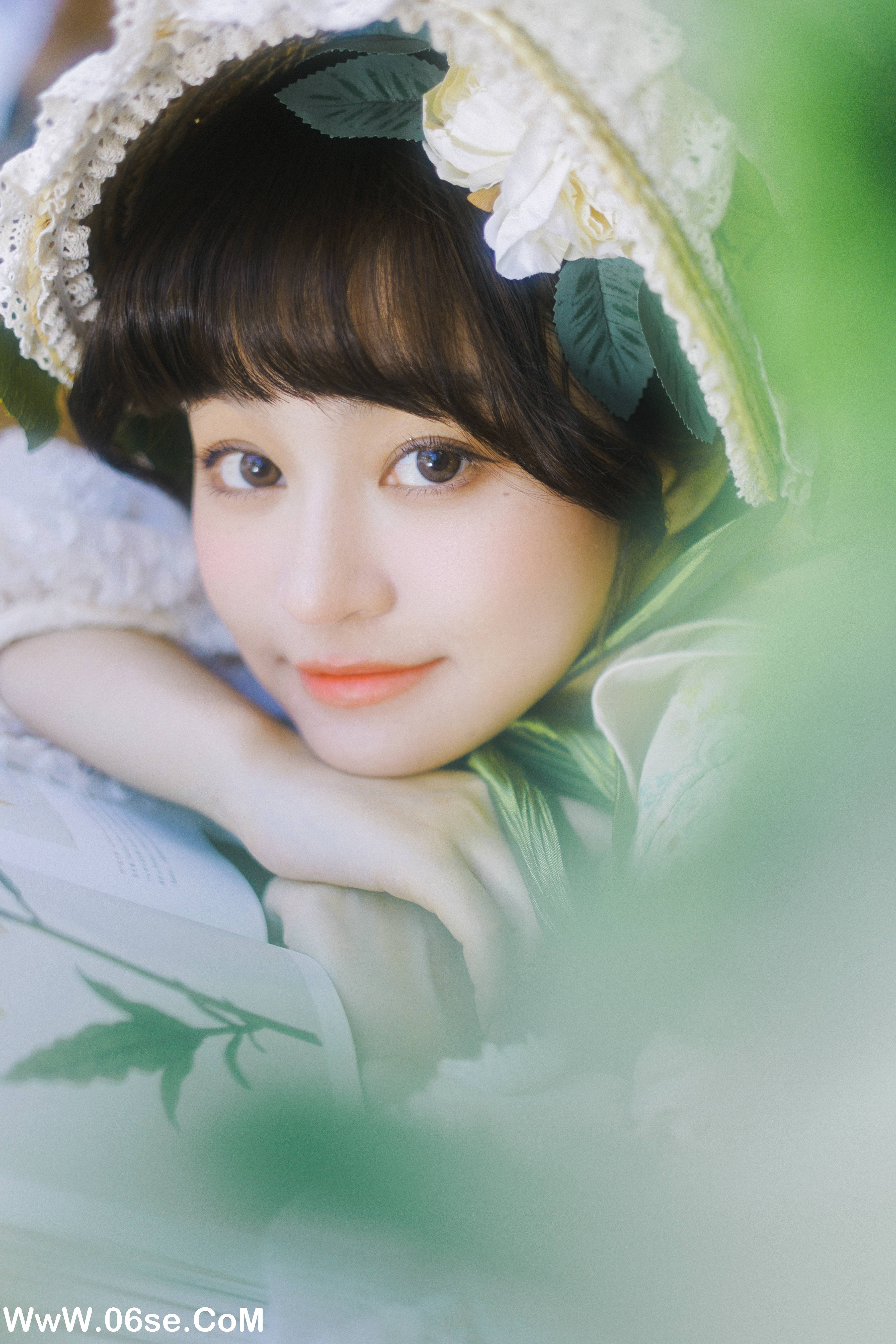 图片[8]-[YITUYU艺图语]2022.07.18 花房少女 双耳ZiCe[39+1P／318MB]-六色网