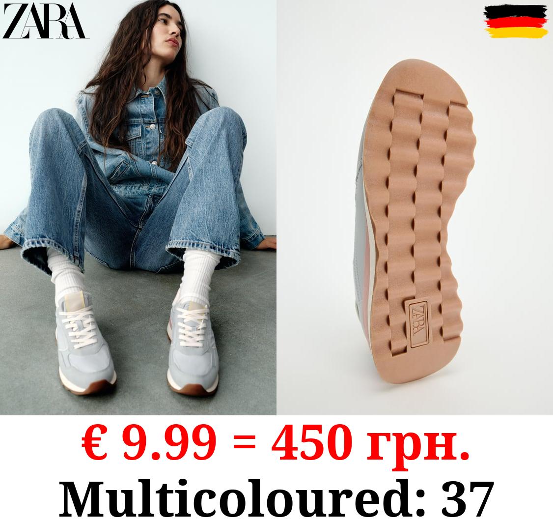 CONTRAST RUNNING TRAINERS