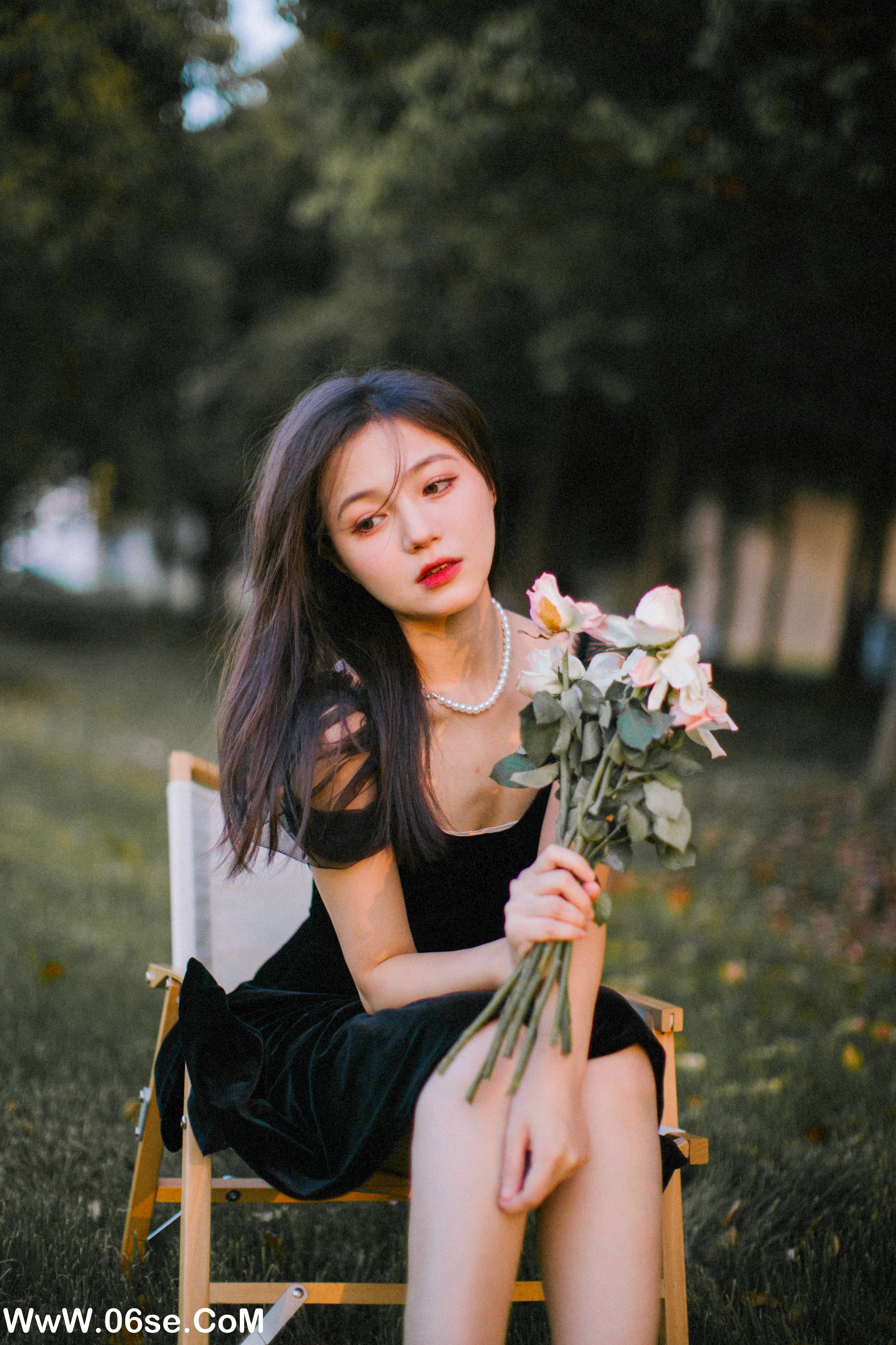 图片[24]-[YITUYU艺图语]2022.07.14 少女与花 夏芸是只小考拉[24+1P／313MB]-六色网