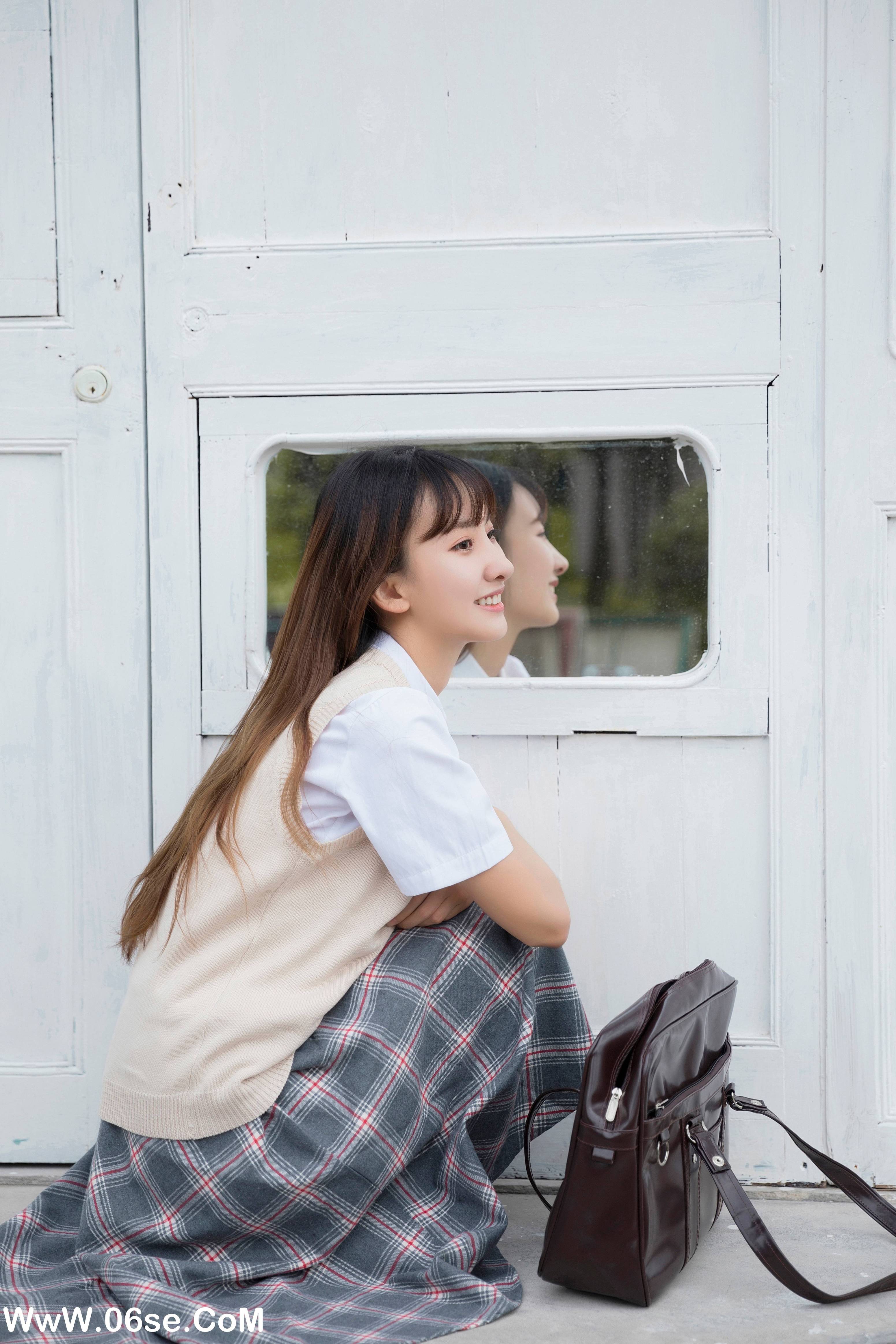 图片[21]-[YITUYU艺图语]2022.06.17 属于JK的夏天 Ria李礼礼[31P-492.92MB]-六色网