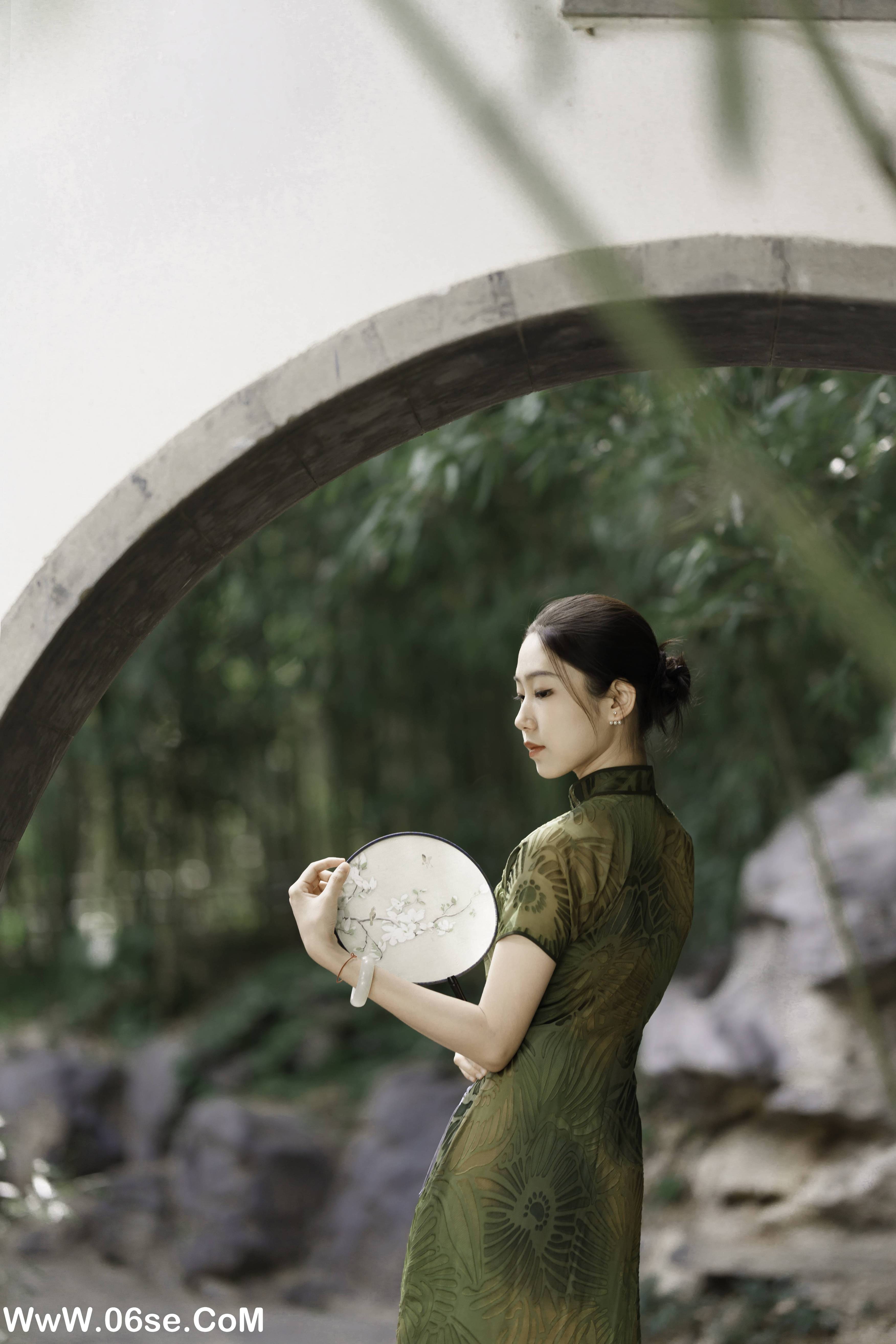 图片[17]-[YITUYU艺图语]2022.10.28 旗袍少女 喷火鹅[37+1P／253MB]-六色网