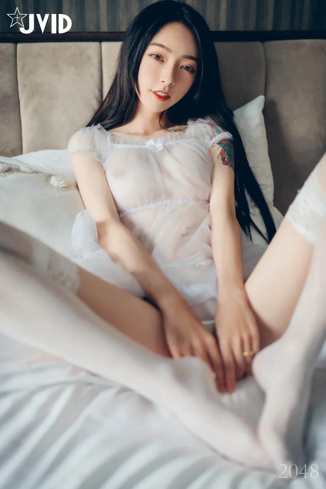 JVID精品 韩国女神飄飄 黑 超猛激凸遮不住 白 透透睡衣 不管怎樣的飄飄都好正啊!! Vol.02 6
