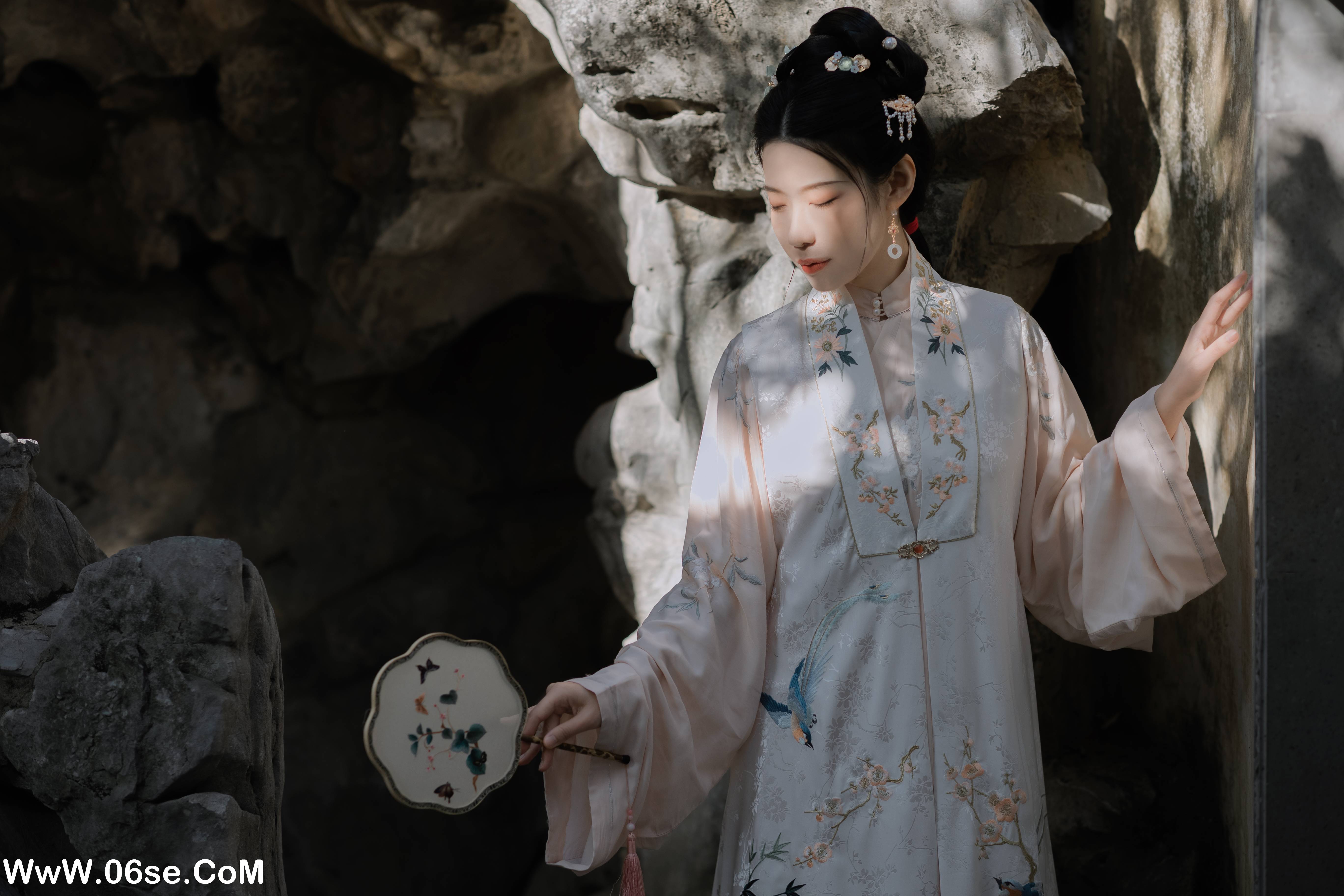 图片[23]-[YITUYU艺图语]2022.02.16 梦断 tiff罗[22+1P／145MB]-六色网