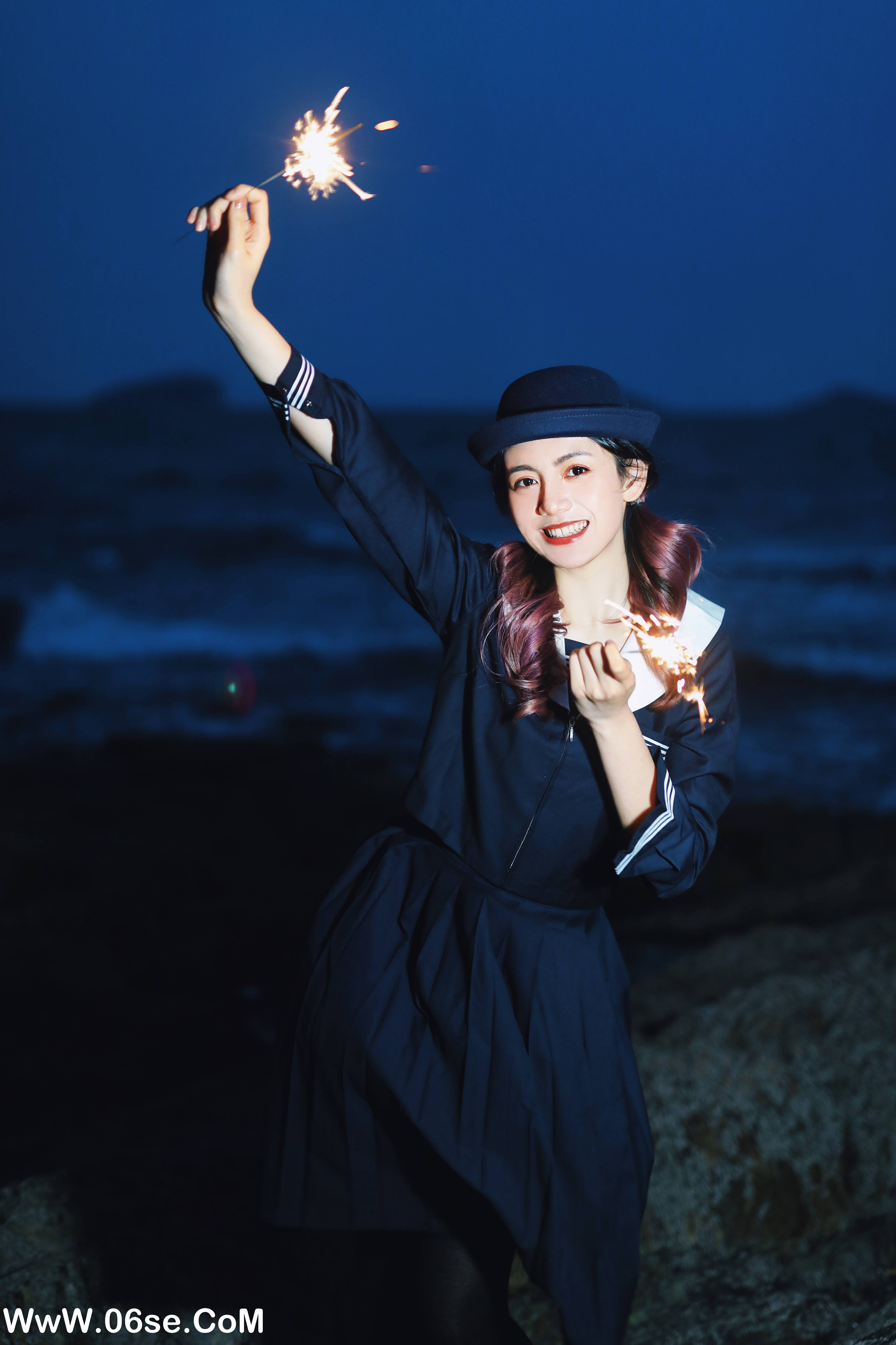 图片[18]-[YITUYU艺图语]2022.11.24 无人海滩的烟火 茜akane[24+1P／199MB]-六色网