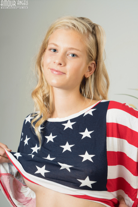 [Image: 4d0deafe655e870a41b32.jpg]