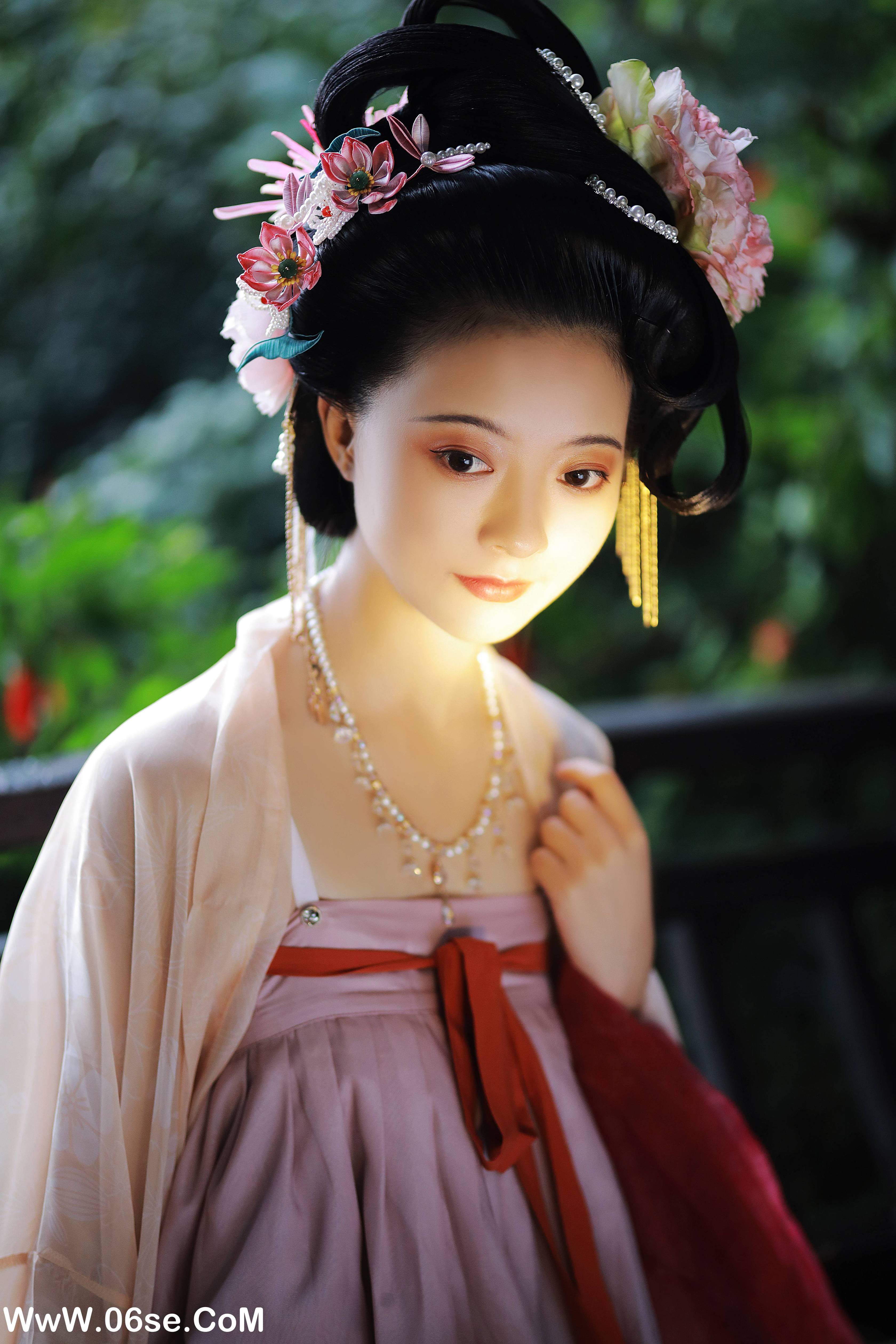 图片[31]-[YITUYU艺图语]2022.09.23 风月偏爱宴旧人 YunFleur[35+1P／682MB]-六色网