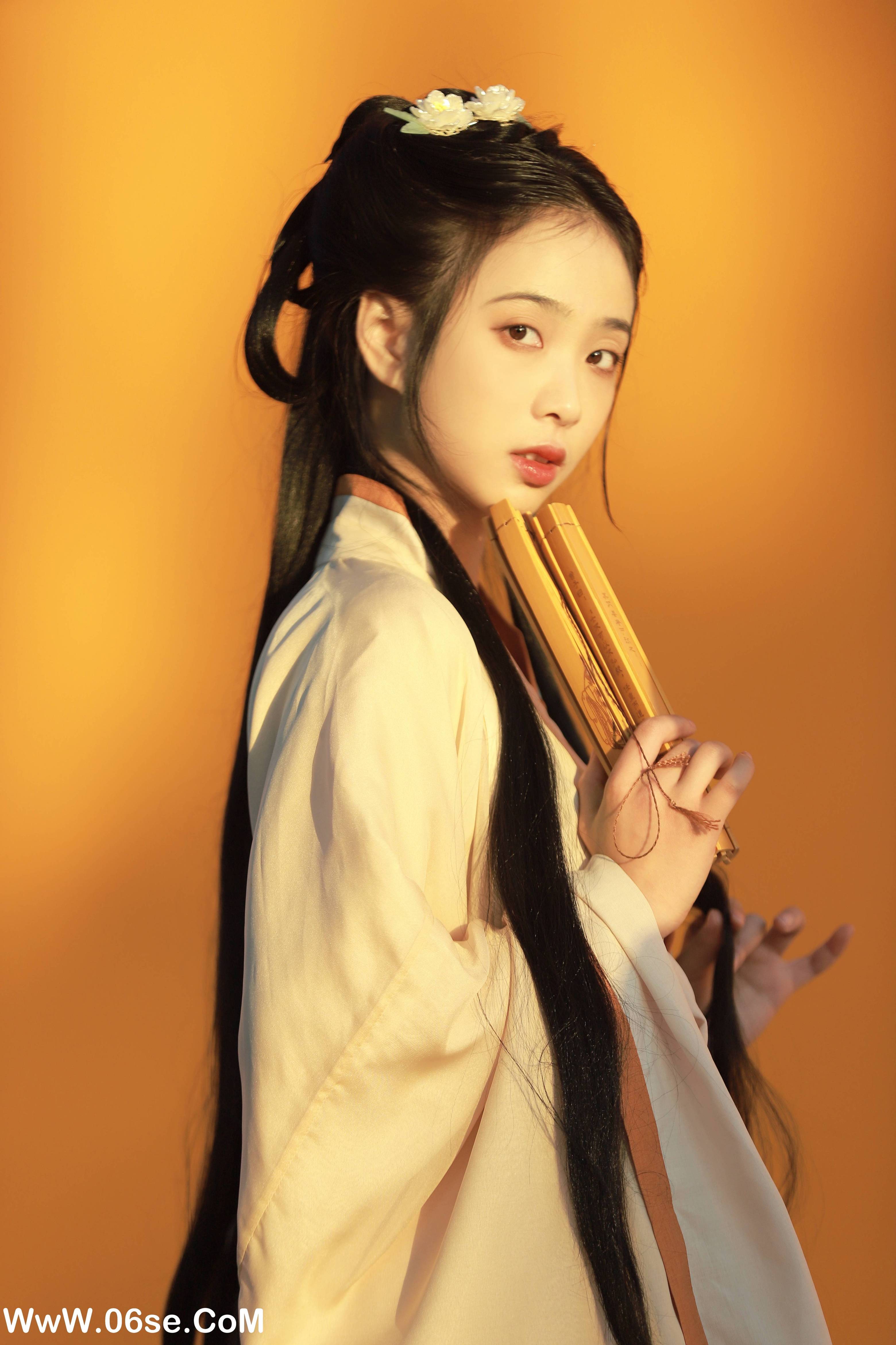 图片[16]-[YITUYU艺图语]2022.09.28 愿得一人心 汪国真潘潘[20+1P／164MB]-六色网