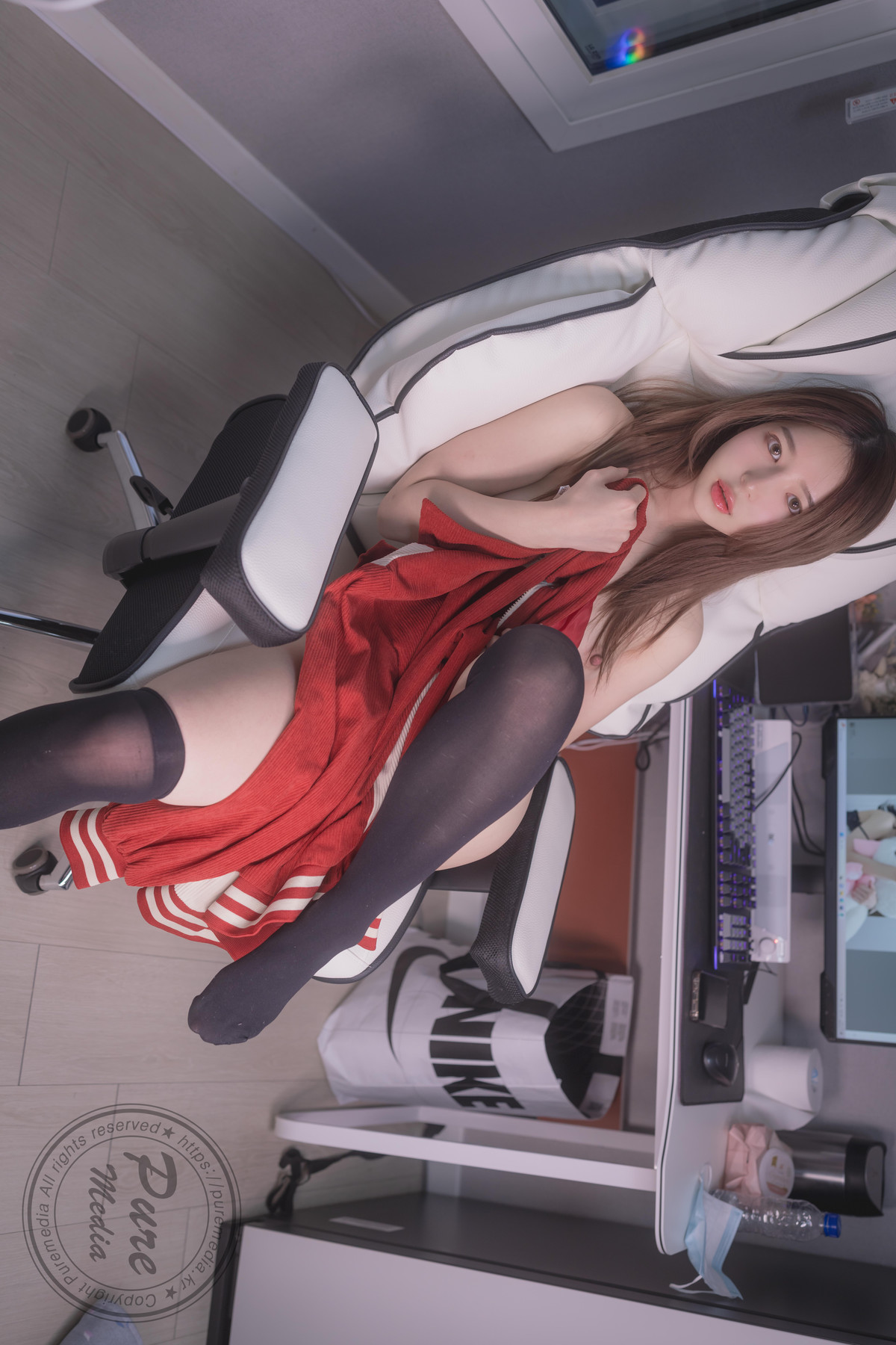 Yeha 예하, [PURE MEDIA] Vol.277 Expensive and Delicious Naked Hen Set.01 36