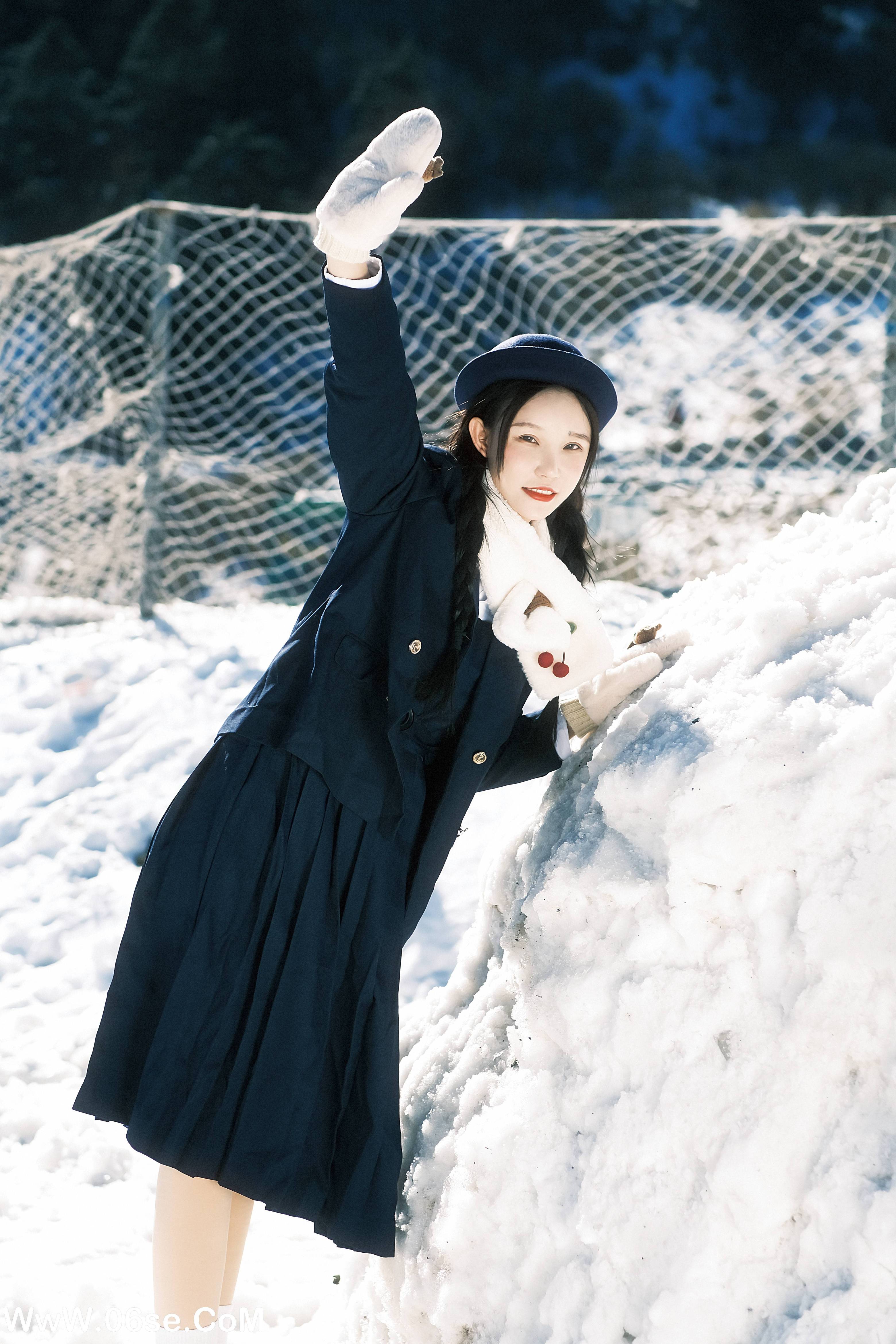 图片[6]-[YITUYU艺图语]2022.12.30 初雪在说我爱你 小霜[25+1P／136MB]-六色网