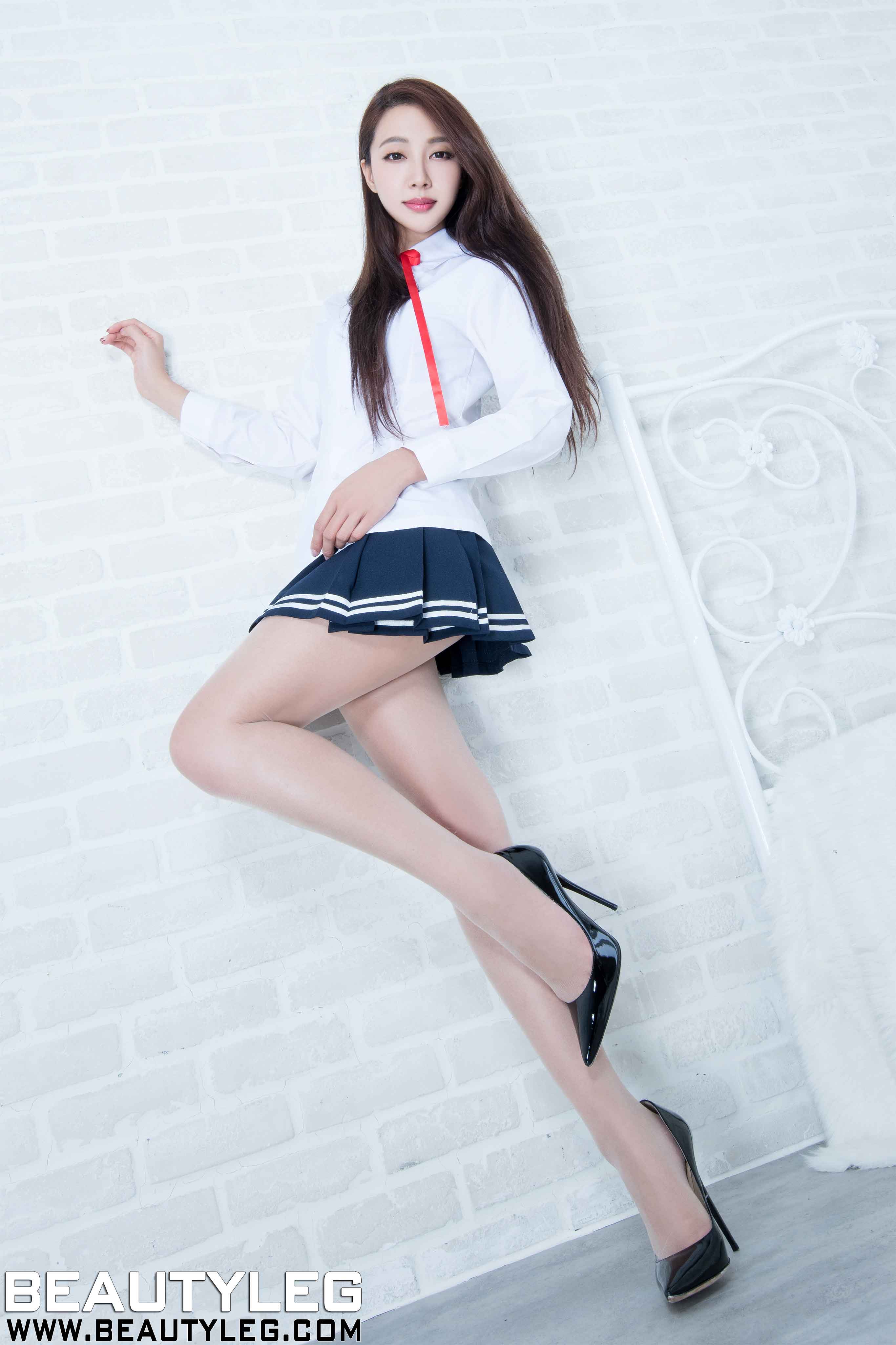 [Image: 4d9dd6b95358937f5a88f.jpg]
