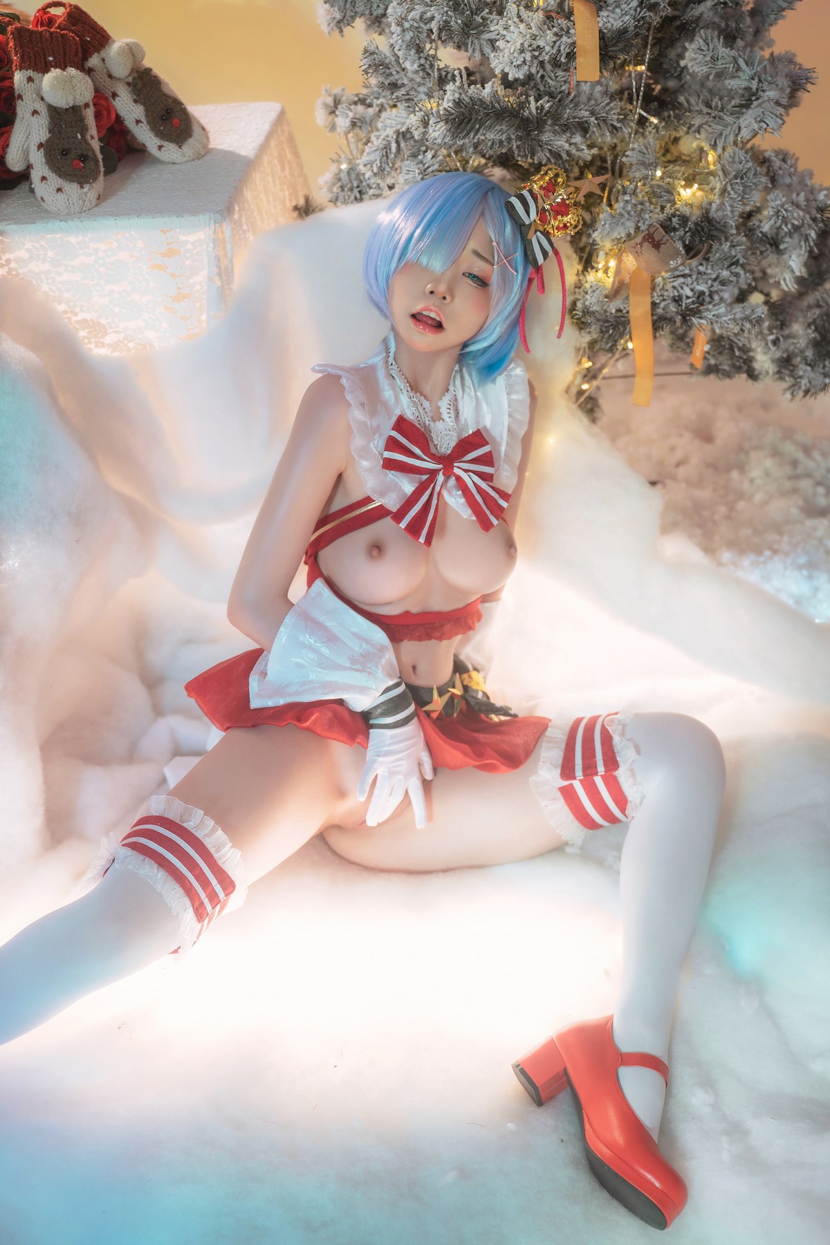 爆机少女喵小吉 Cosplay Re：从零开始的圣诞节 31