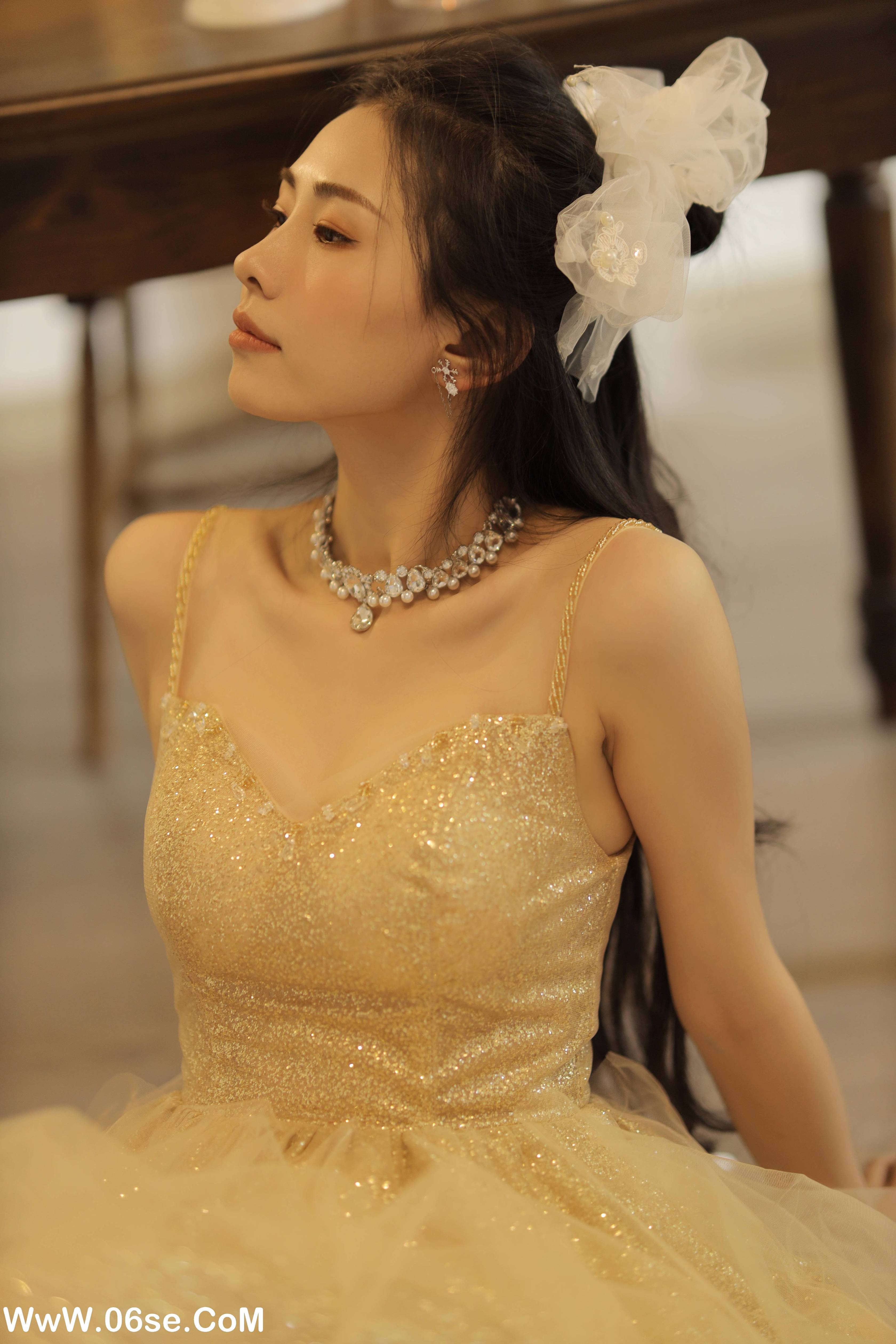 图片[25]-[YITUYU艺图语]2022.11.26 光里 秦秦[24+1P／244MB]-六色网