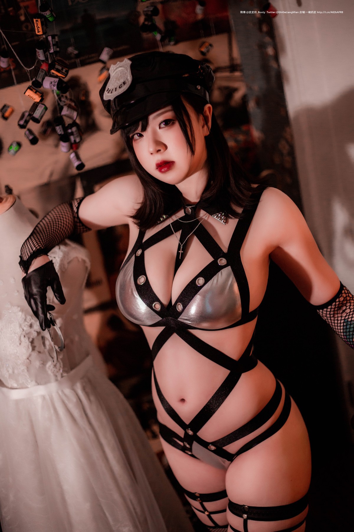 Cosplay 皮皮奶可可爱了啦 银色女警 29