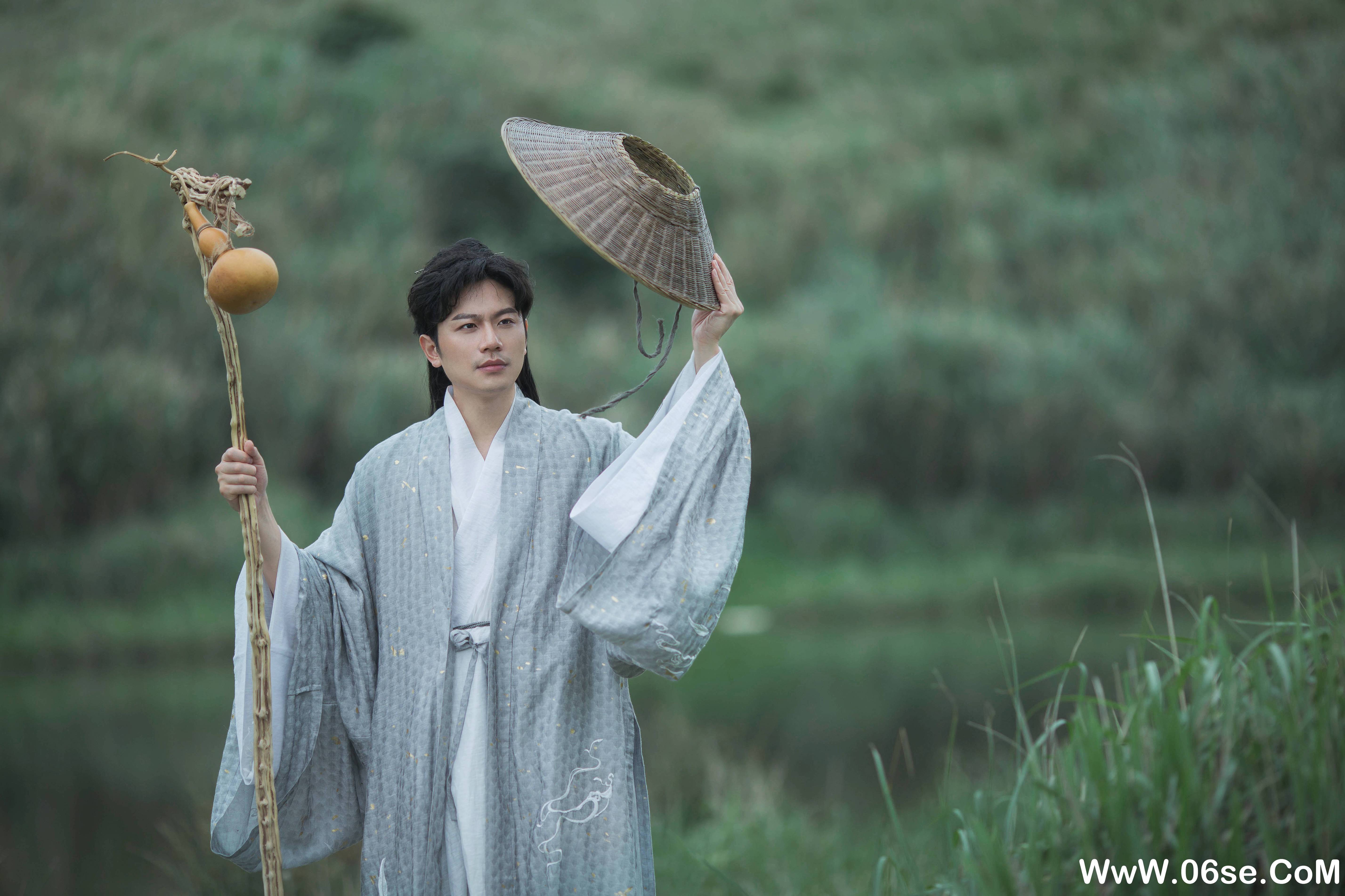 图片[17]-[YITUYU艺图语]2021.09.16 有所思 五色石南叶[28+1P／266MB]-六色网