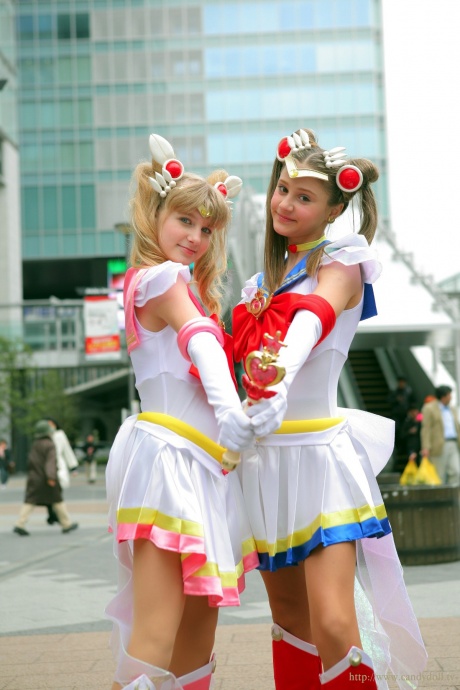 [Image: 4e7142dadf17a1ce8514b.jpg]