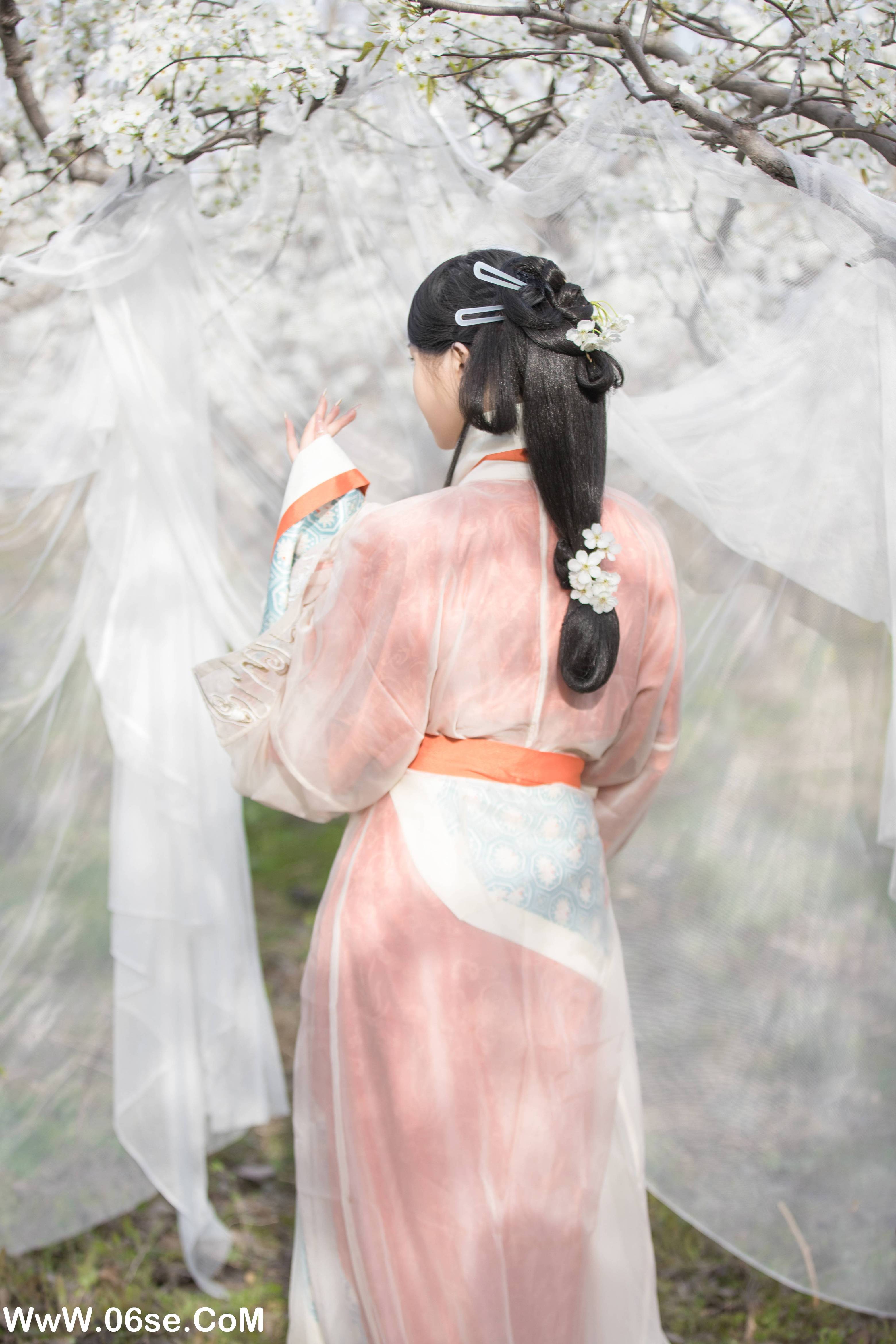 图片[9]-[YITUYU艺图语]2022.06.01 香寒未逐风 鹿哥[24P-158.65MB]-六色网