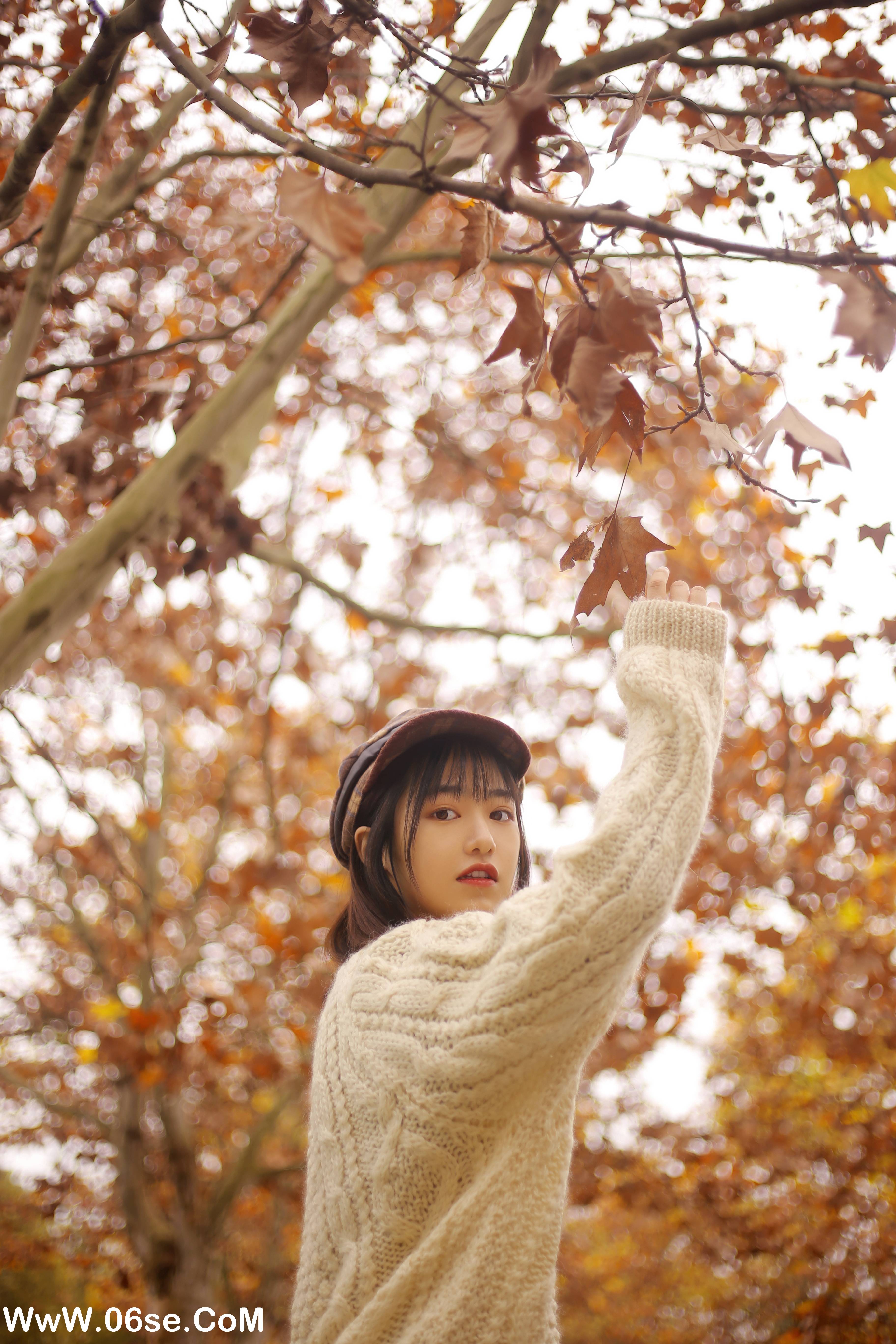图片[25]-[YITUYU艺图语]2022.10.03 枫叶 panniling[29+1P／346MB]-六色网