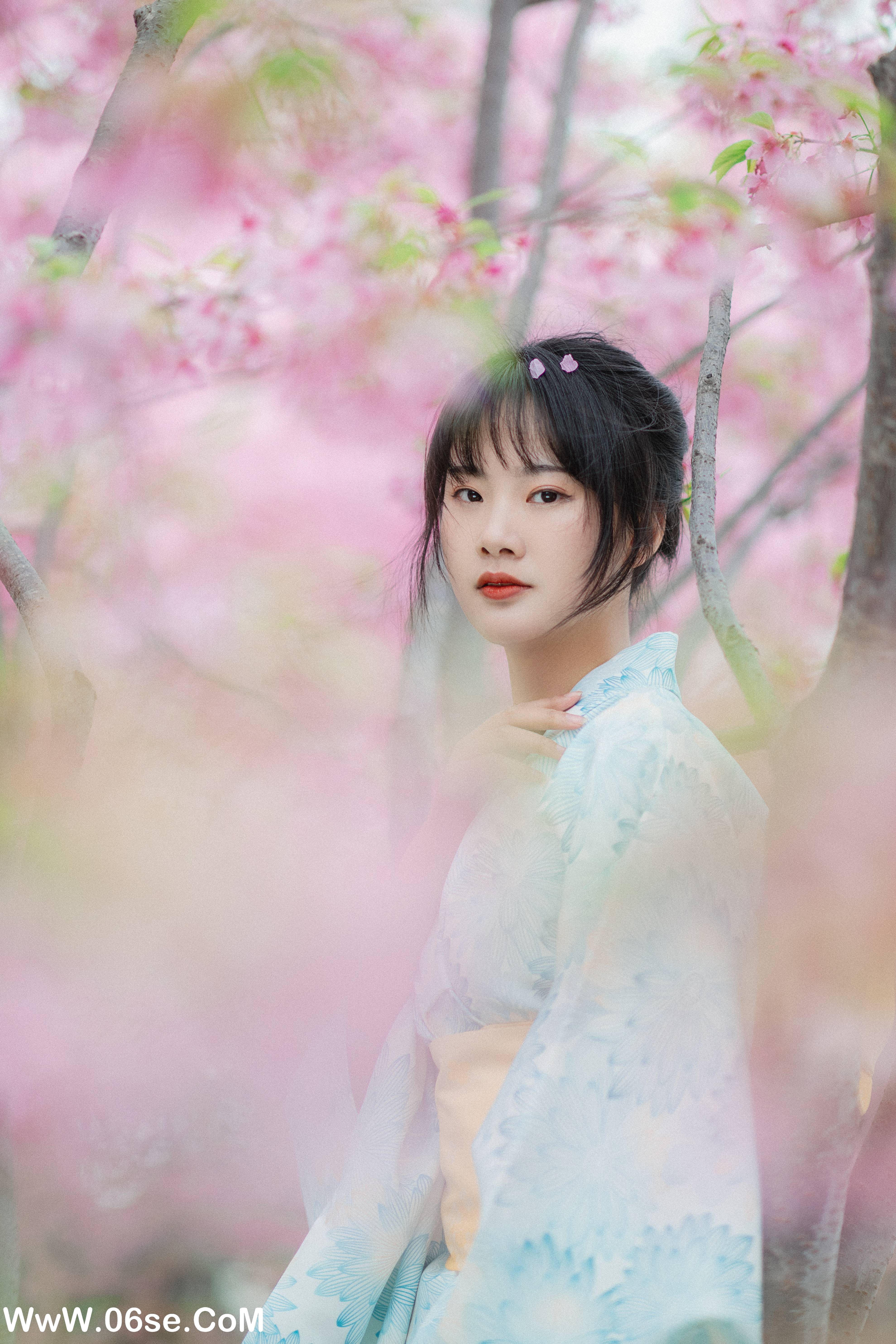 图片[21]-[YITUYU艺图语]2022.11.19 樱花树下 爱拍照的梅梅[22+1P／459MB]-六色网