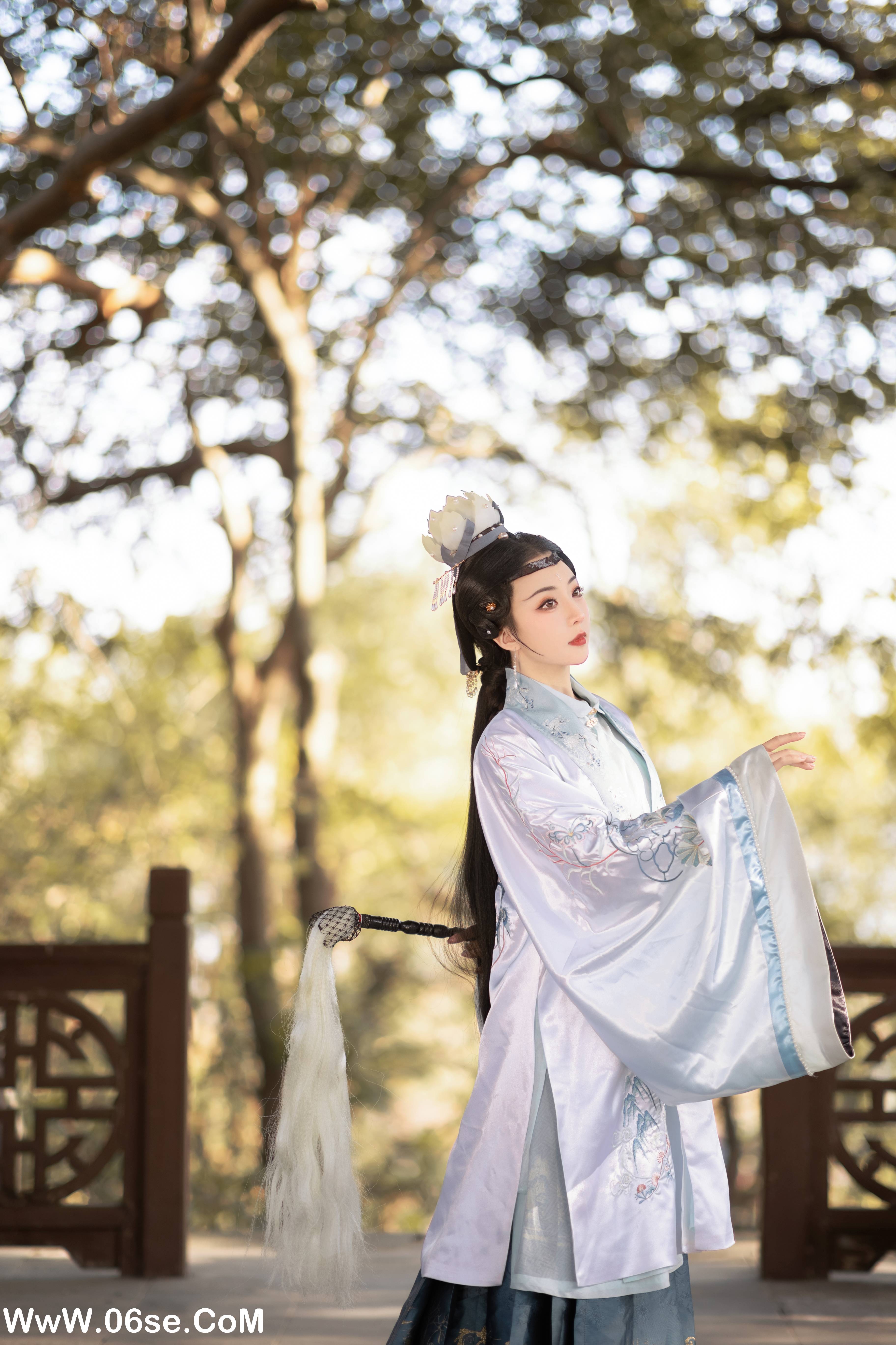 图片[20]-[YITUYU艺图语]2022.02.14 秋意 是真的南渊[24+1P／214MB]-六色网