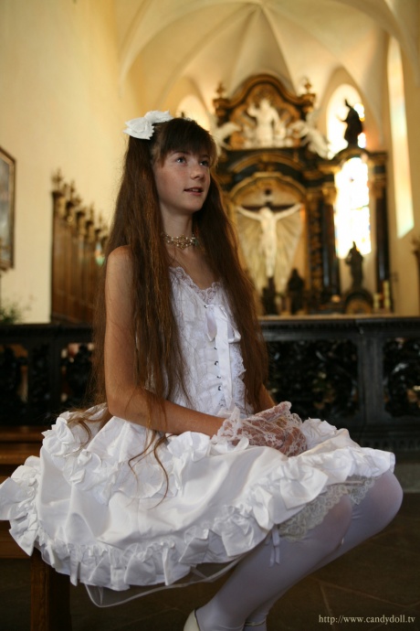 [Image: 4f20e5e08b72fcb3803db.jpg]