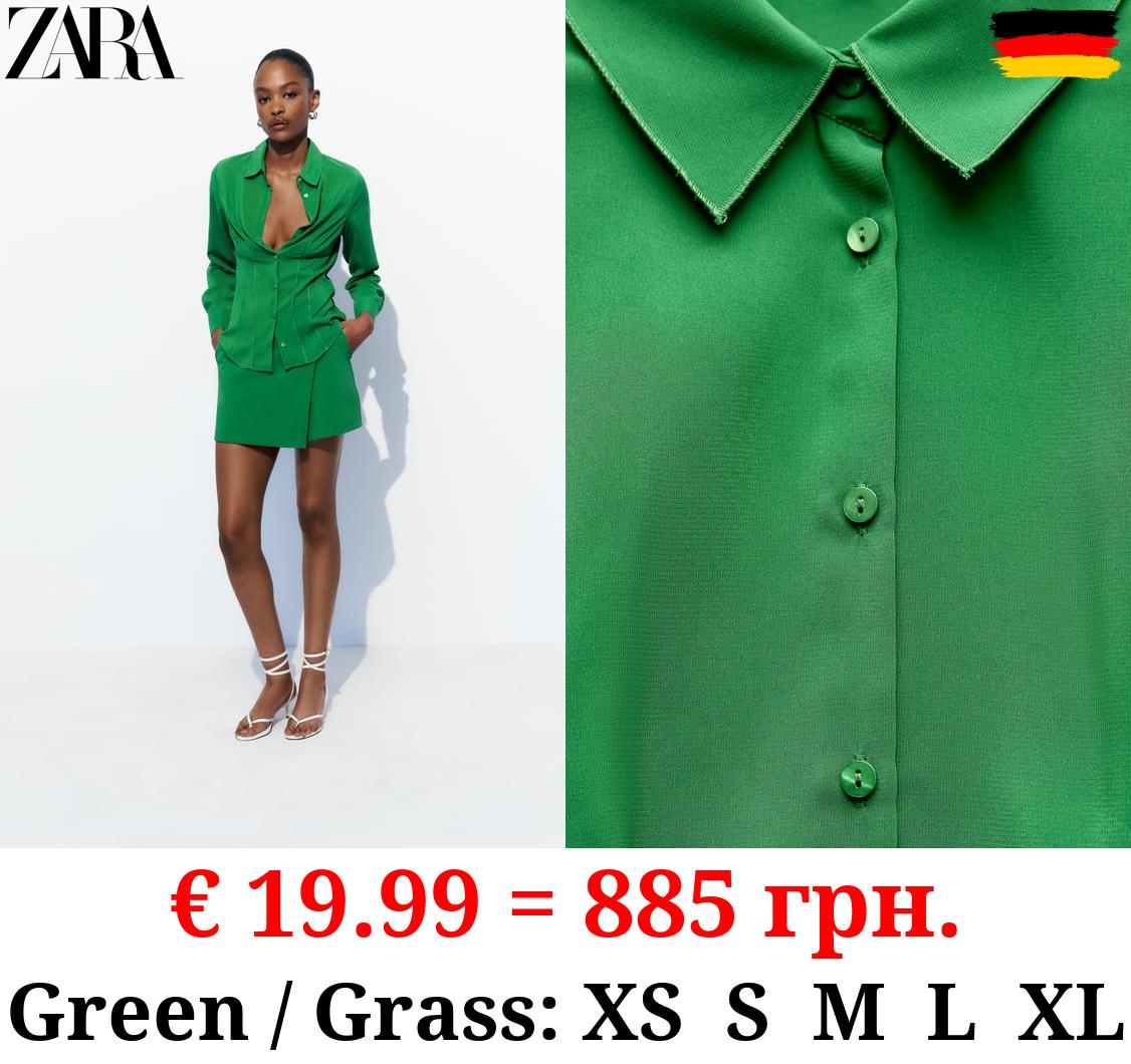 FITTED SHIRT WITH SEAM DETAILS