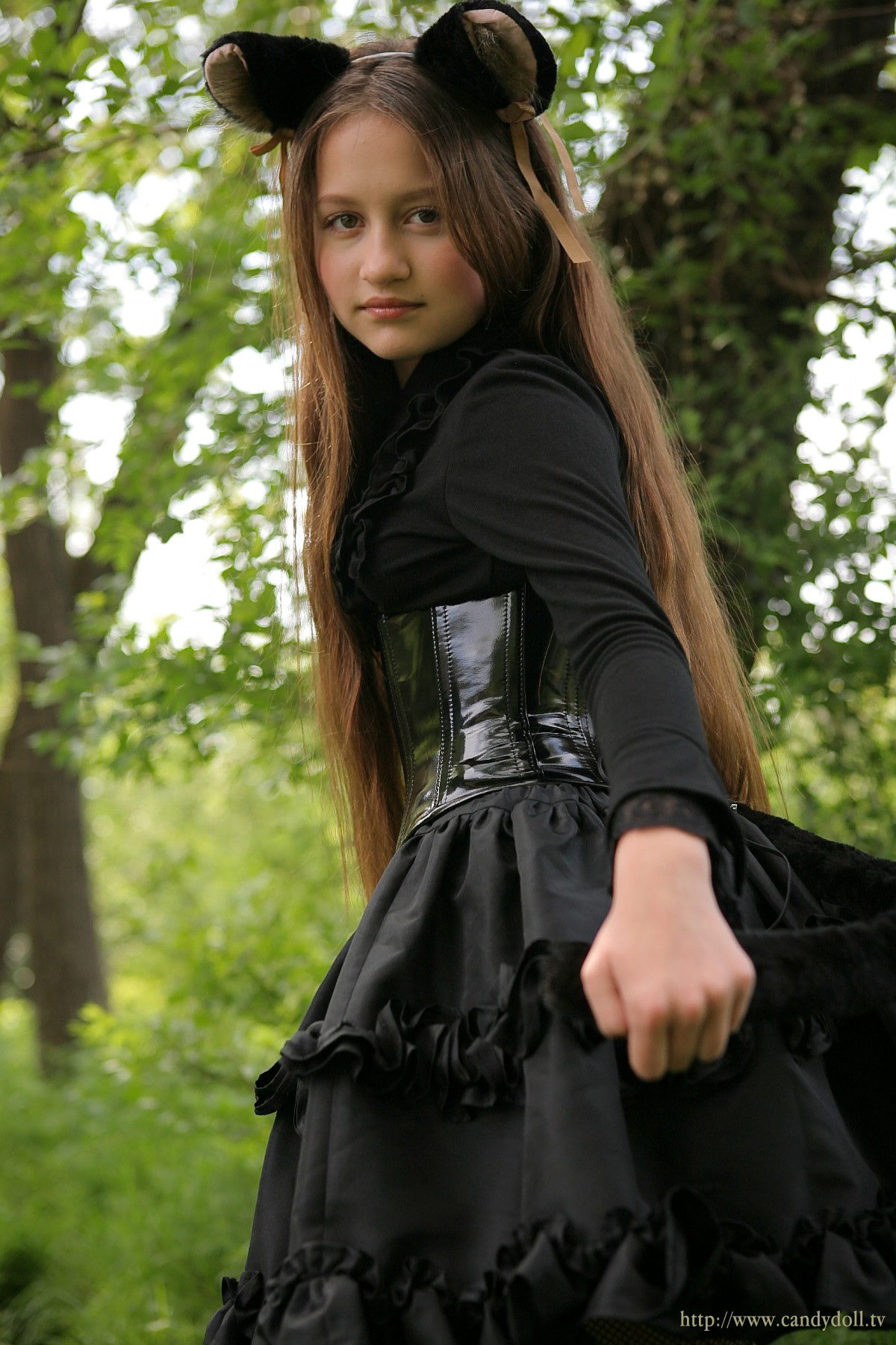 [Image: 4fb918c46cf0cf7e3923c.jpg]